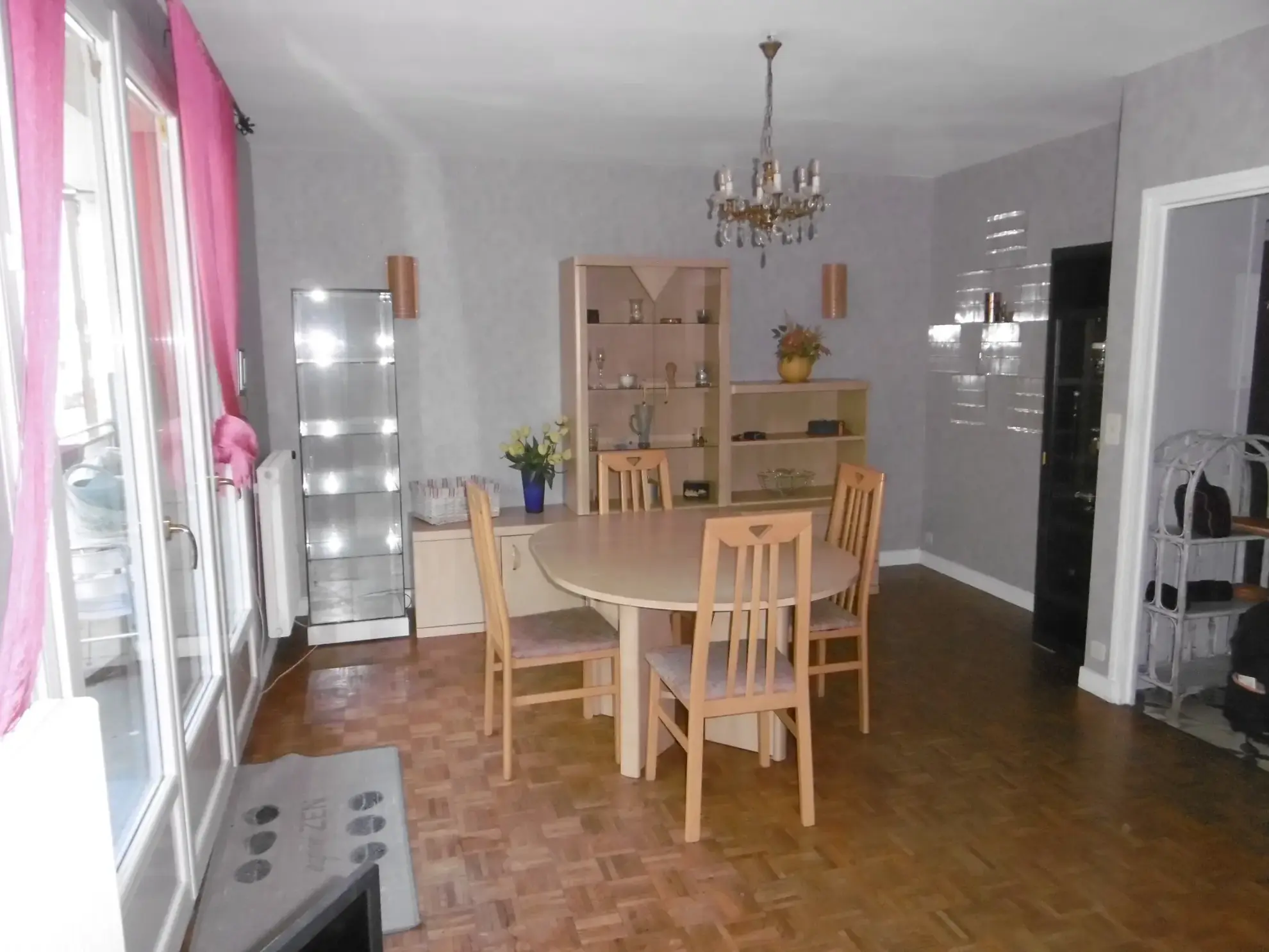 À vendre appartement de 76 m² avec grand balcon et garage à Périgueux 