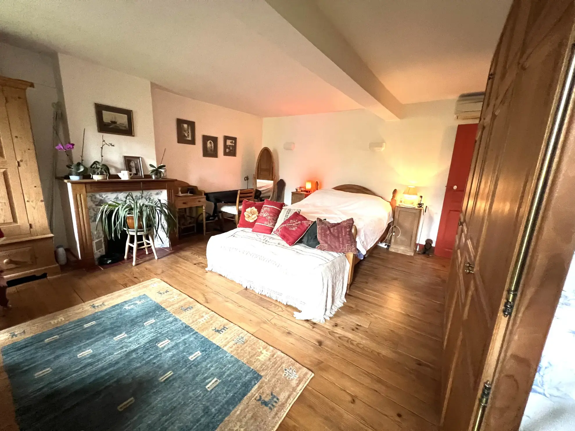 Charmante maison de village avec vue montagne à Saint-Jean-du-Castillonnais 