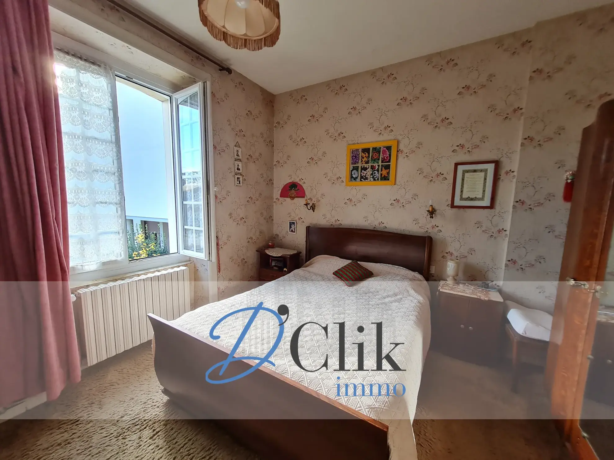 Maison de ville authentique en centre-ville de Change avec 5 chambres 