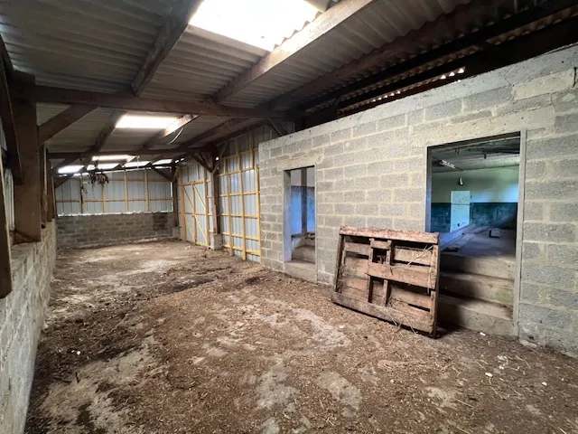 Achat hangar agricole de 600 m² à Coulonvillers avec terrains mitoyens 