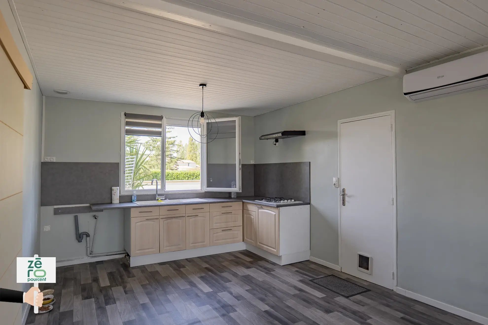 Superbe maison de plain-pied de 83m² à L’Île-d’Elle, idéale pour famille, avec jardin et garage 