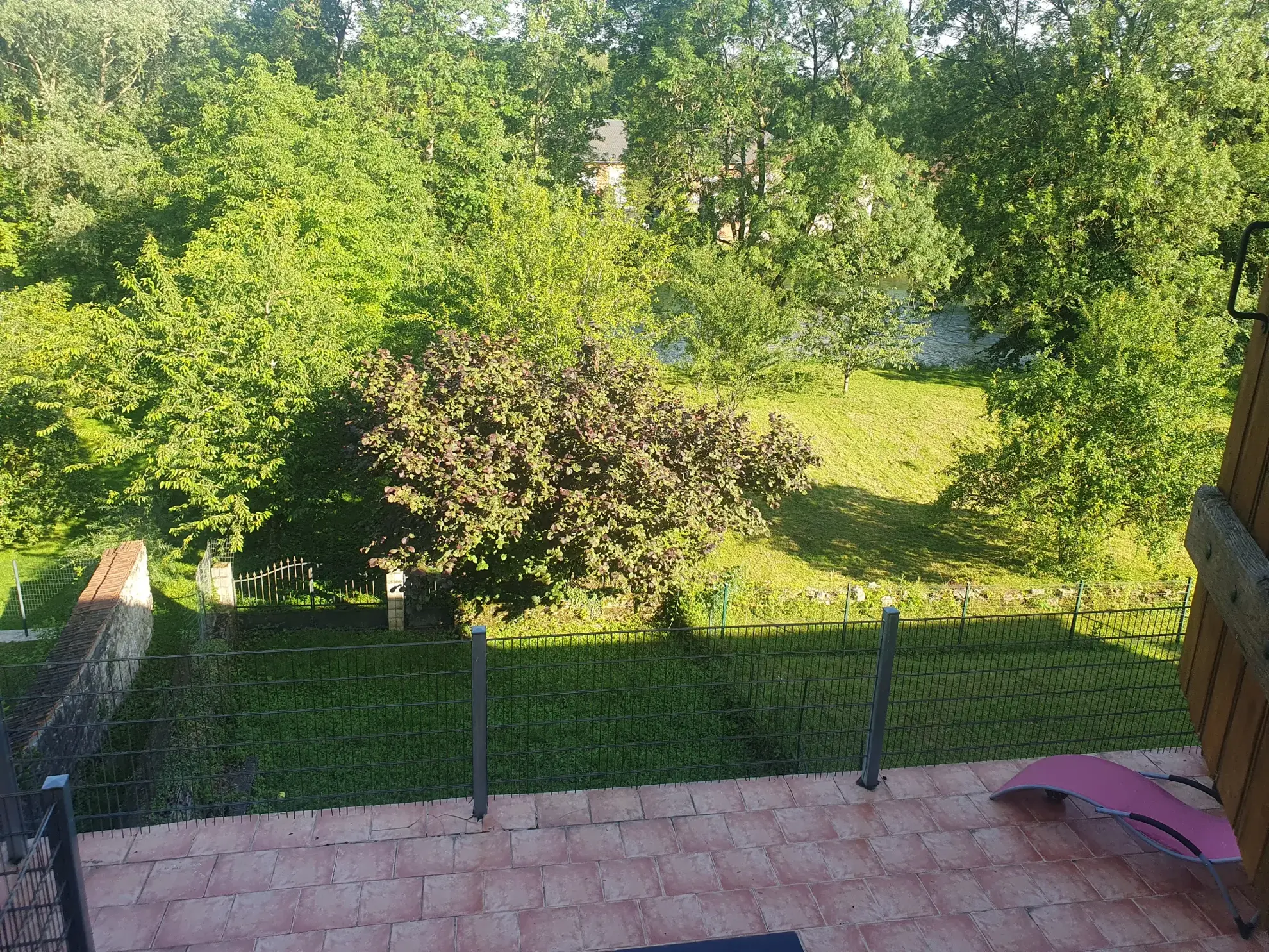 Maison de village à Roches-sur-Marne de 92 m² avec grand jardin 
