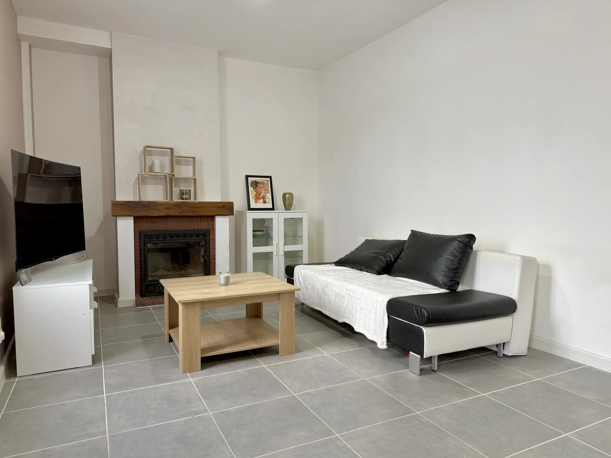 Maison de ville rénovée avec 4 chambres à Vierzon - 110 m² 