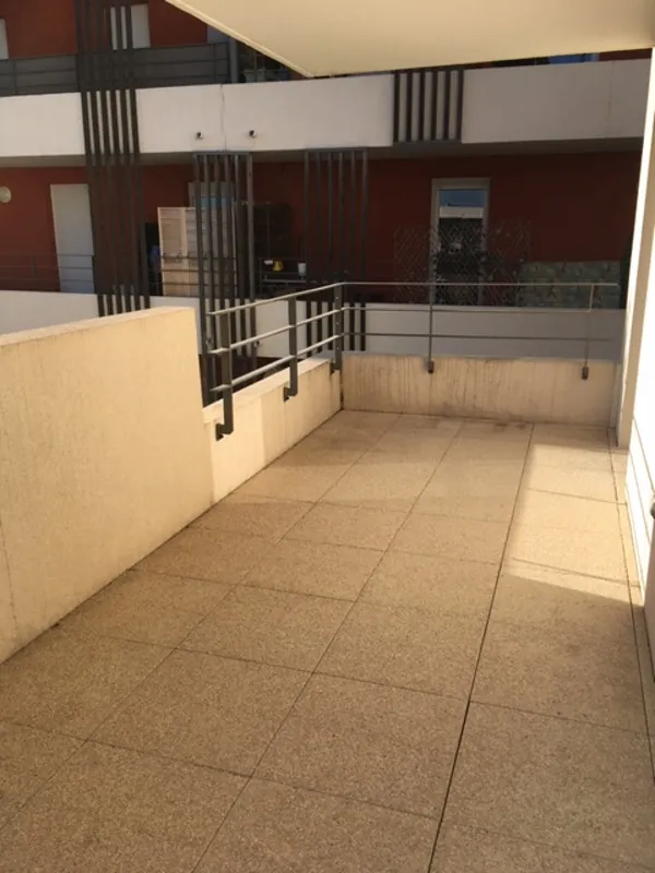 Appartement 2 pièces de 41,1 m² avec terrasse et parking à Juvignac 
