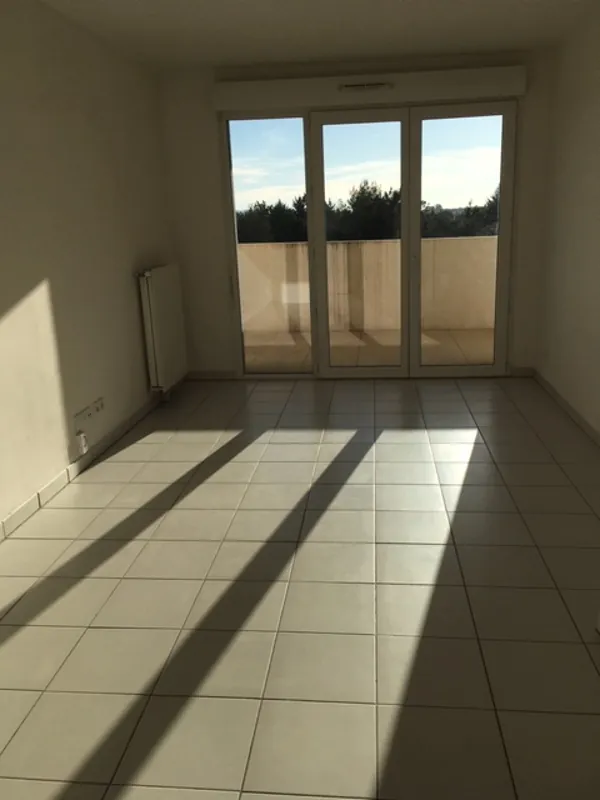 Appartement 2 pièces de 41,1 m² avec terrasse et parking à Juvignac