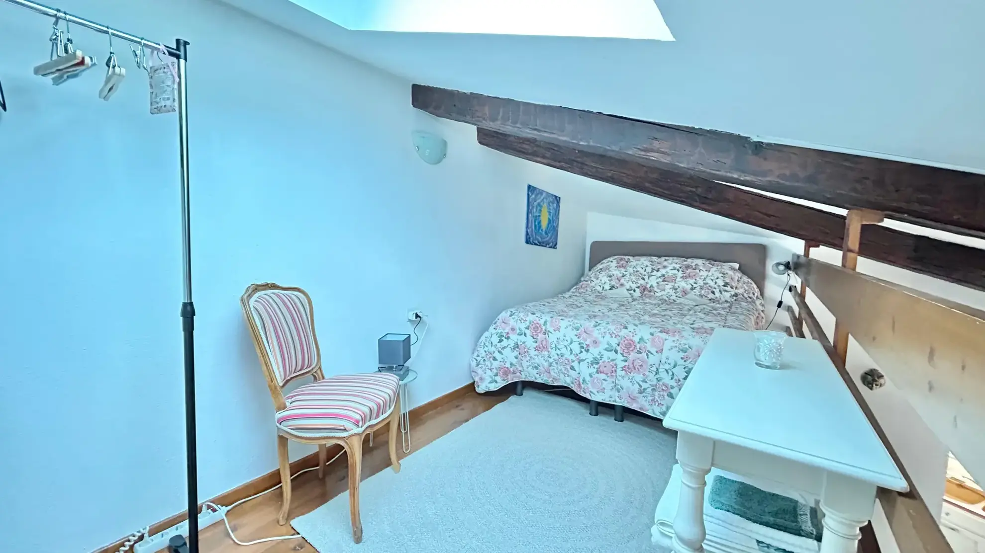 Appartement rénové en plein centre d'Argelès Village avec mezzanine 