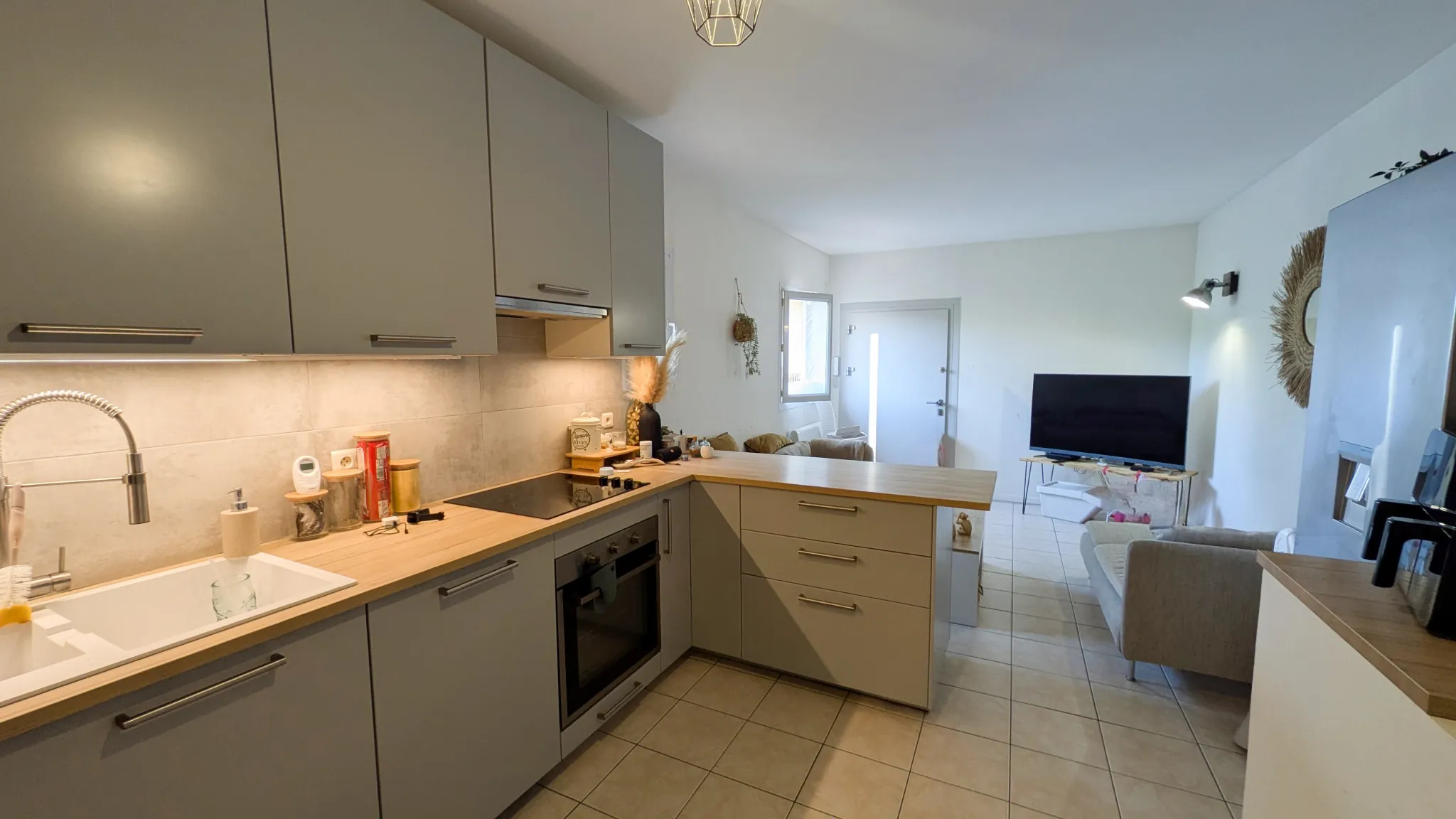 Maison 3 pièces de 54m² avec extérieur privé au Beausset 