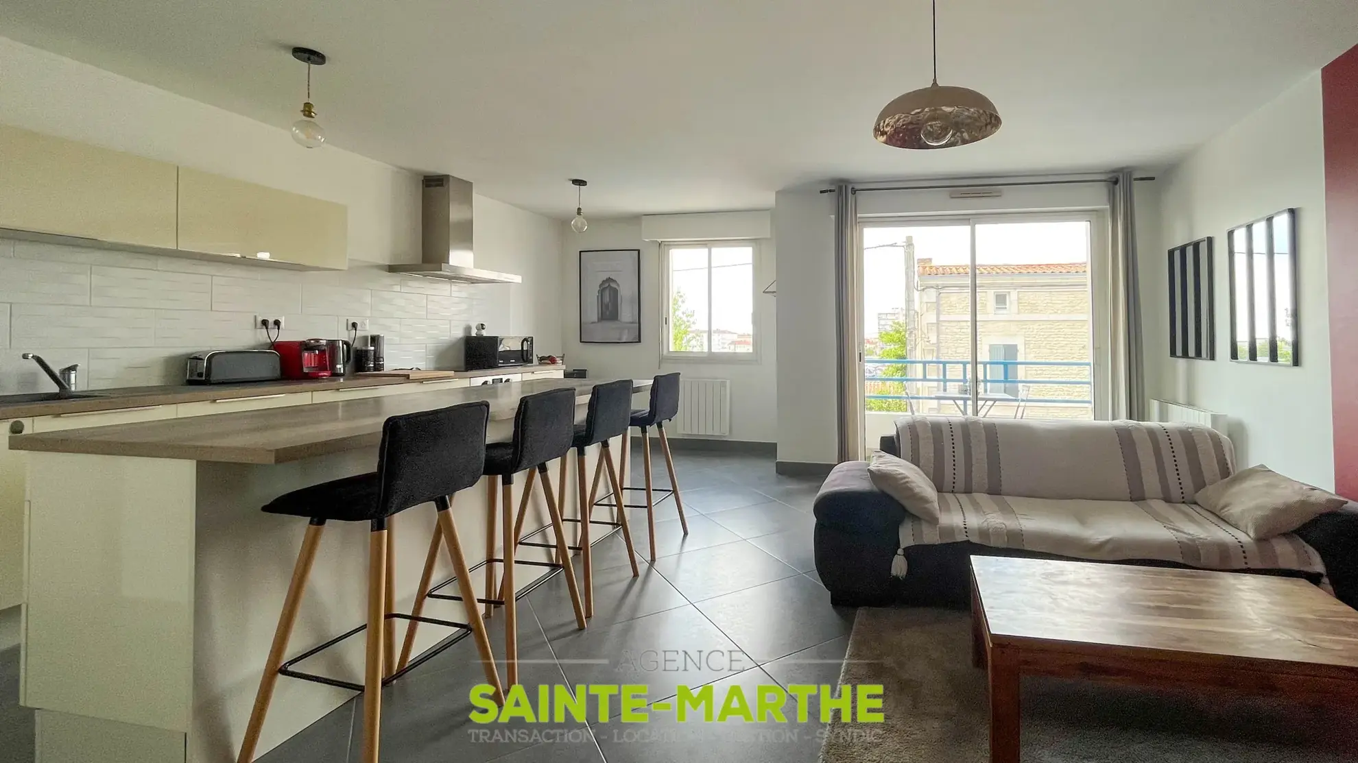 Appartement T3 à Niort avec balcon, parking et cave - Secteur gare/avenue de Limoges