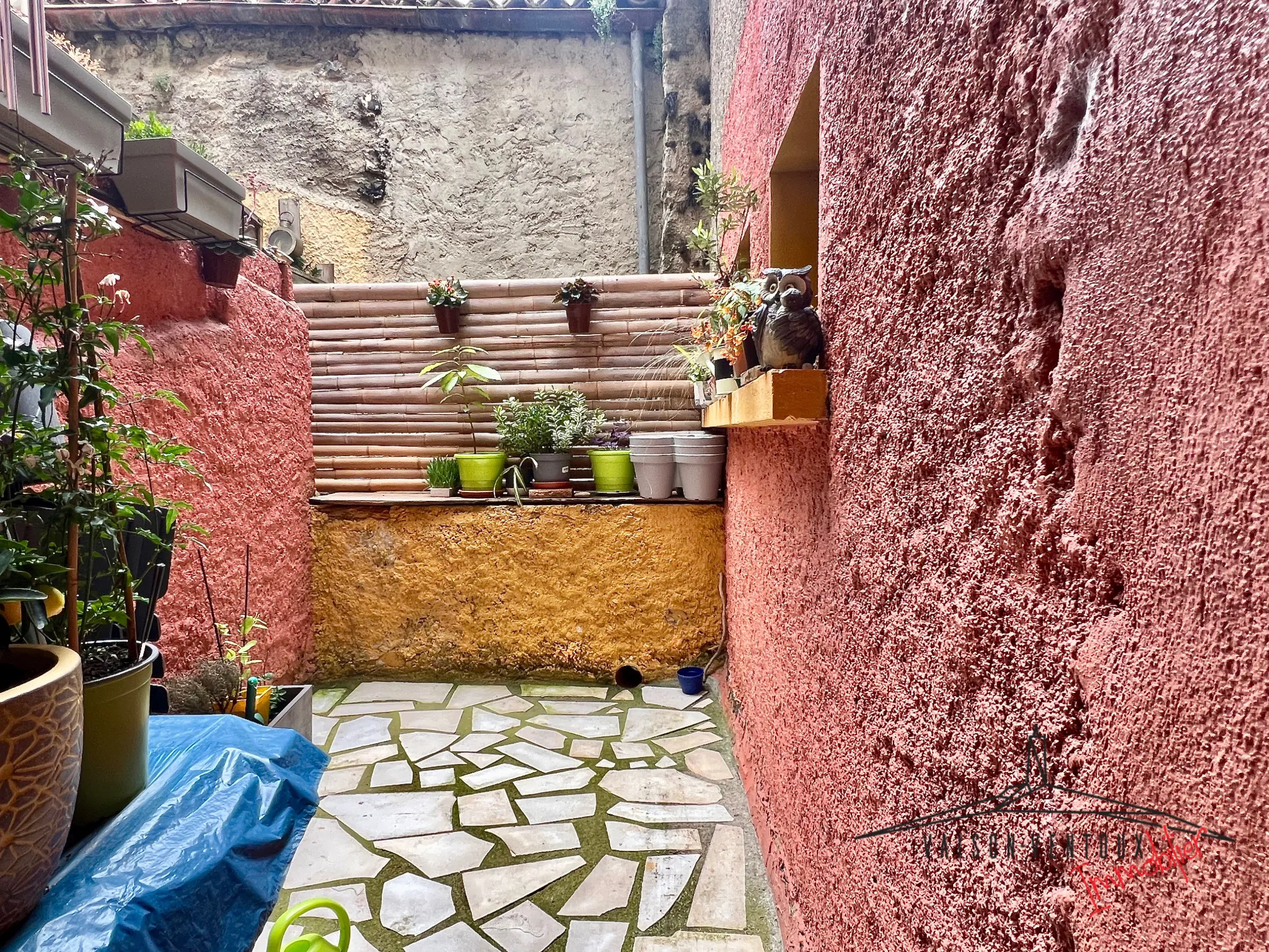 Appartement T2 lumineux de 41 m² avec terrasse au centre de Buis-les-Barronies 