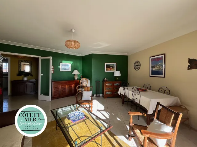 Appartement avec vue mer à Saint Jean de Monts – 2 chambres, balcon, parking