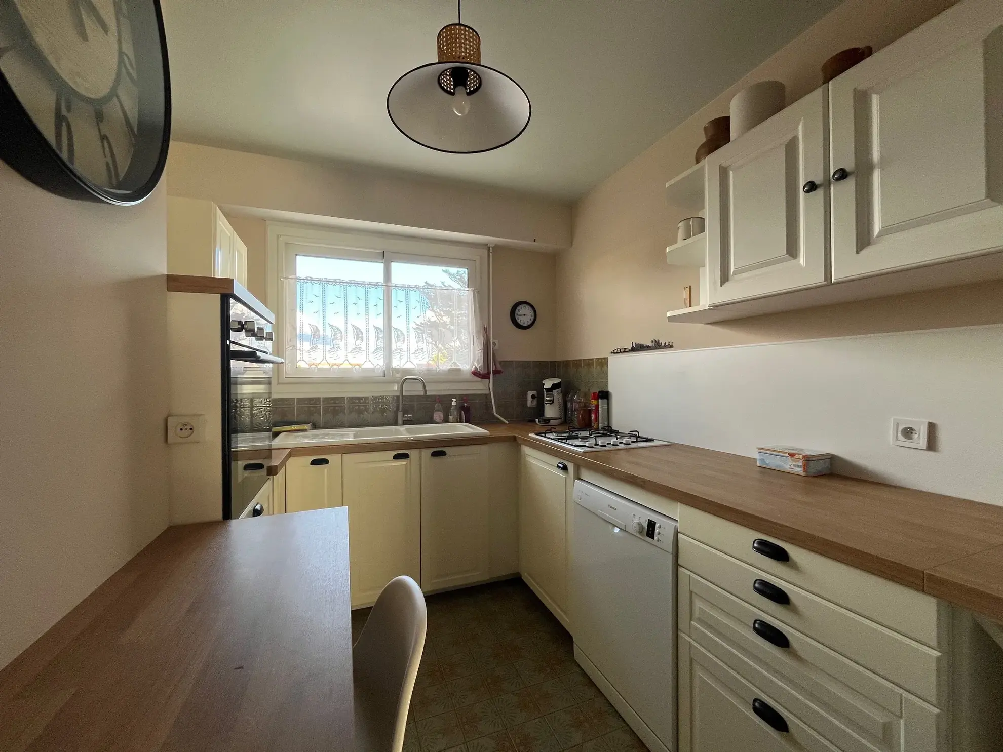 Appartement avec vue mer à Saint Jean de Monts – 2 chambres, balcon, parking 