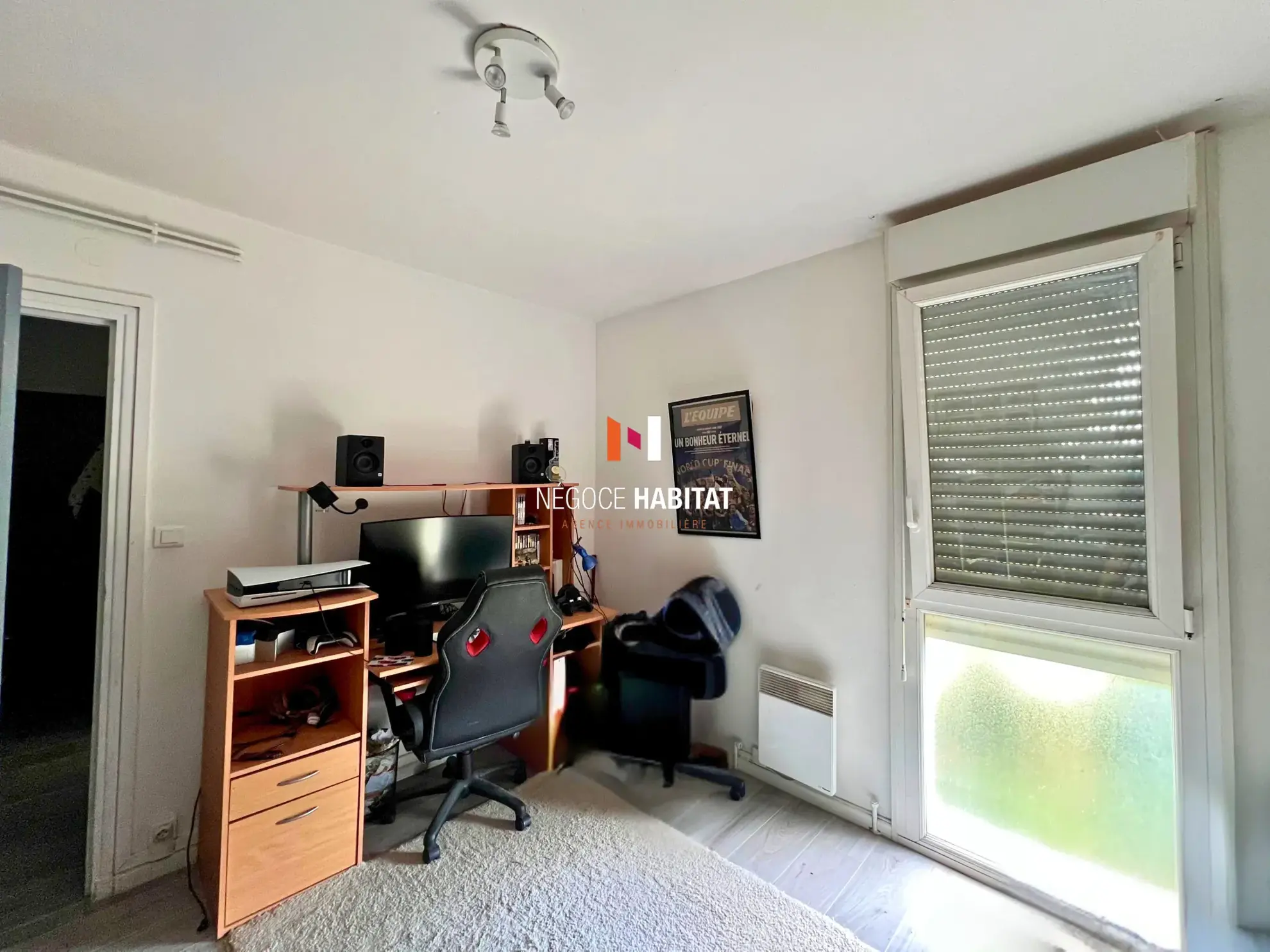 Appartement T4 à Lunel de 76,7 m² avec balcon et parking privé 
