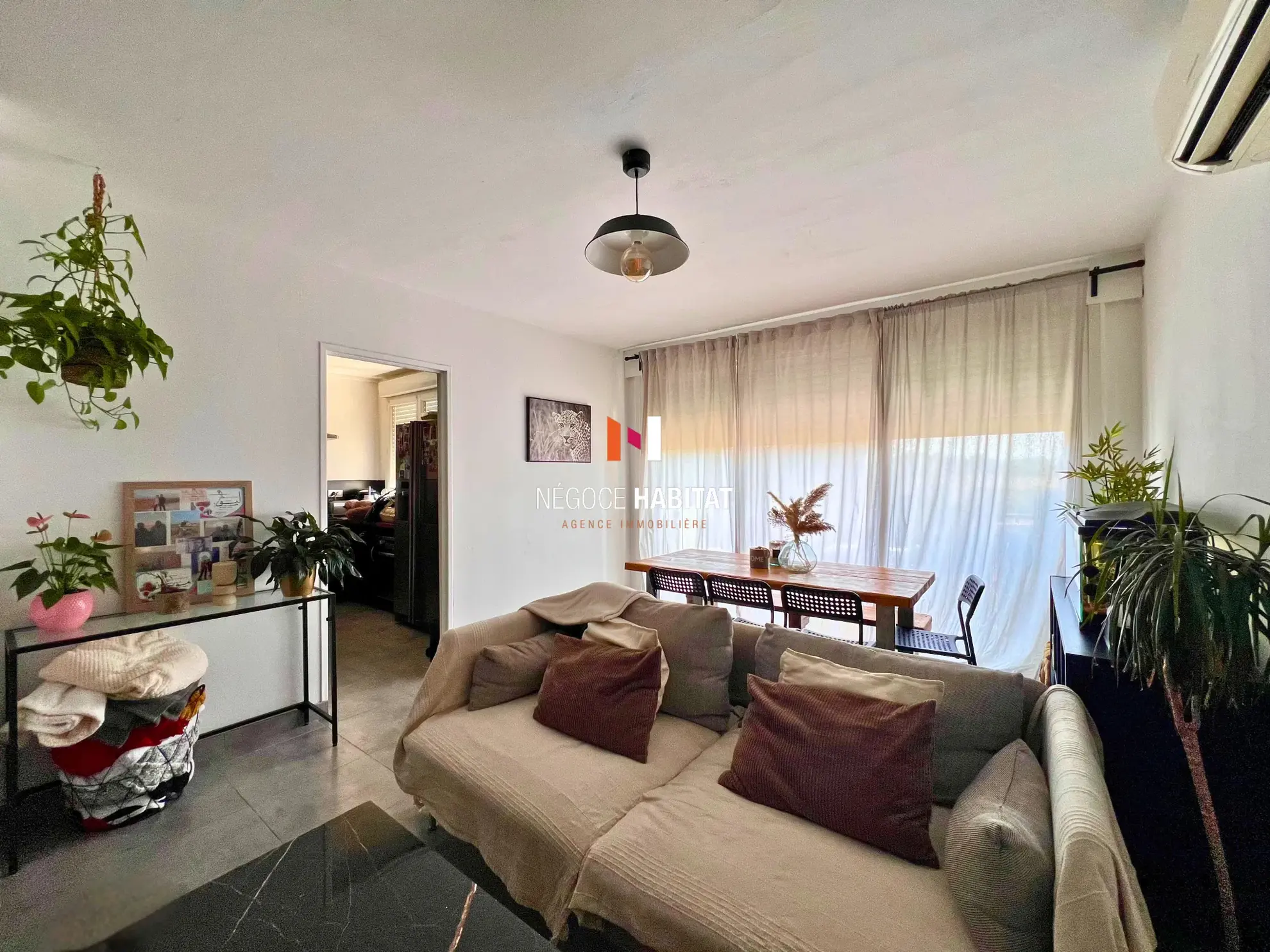 Appartement T4 à Lunel de 76,7 m² avec balcon et parking privé 