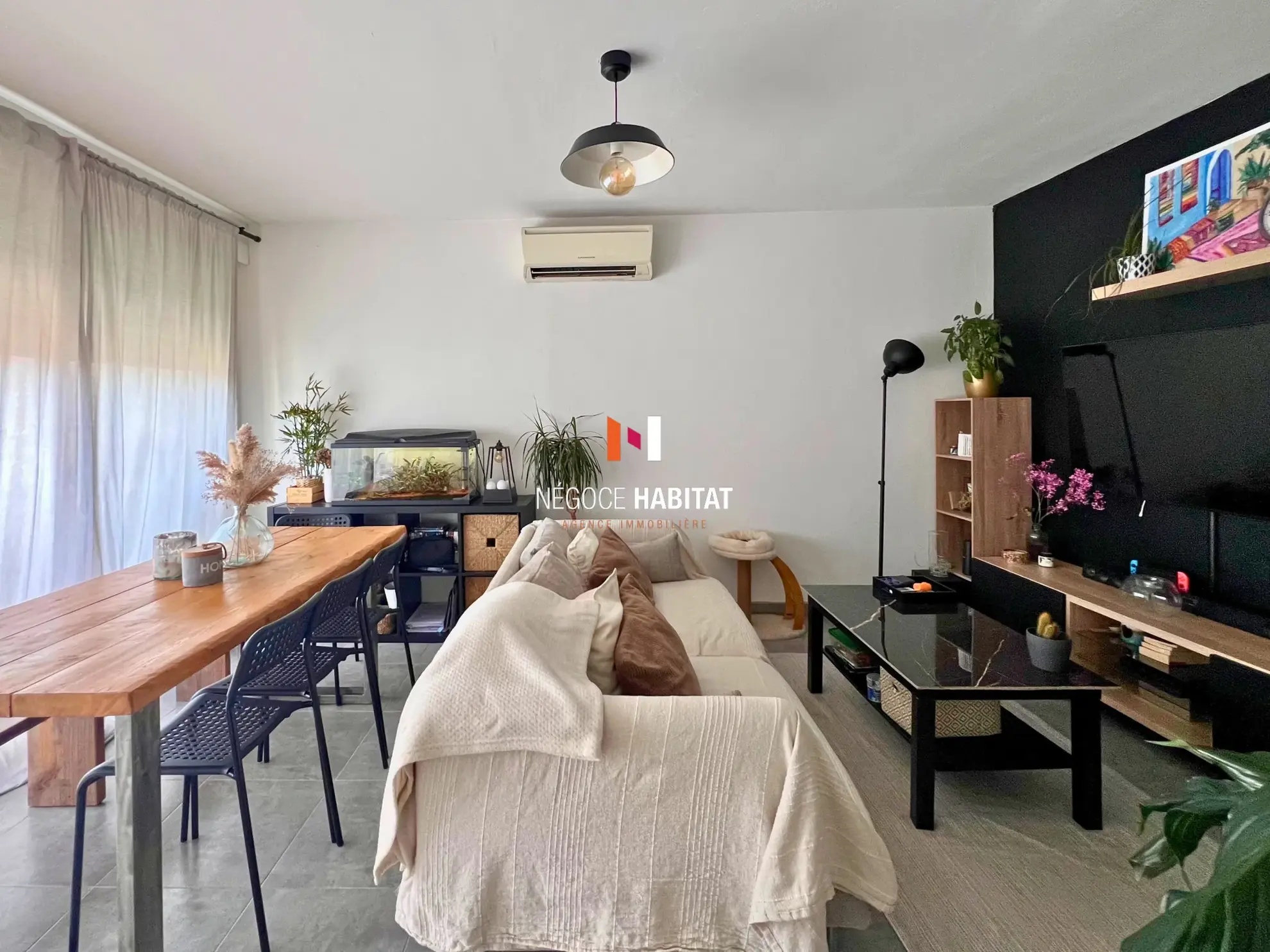 Appartement T4 à Lunel de 76,7 m² avec balcon et parking privé 
