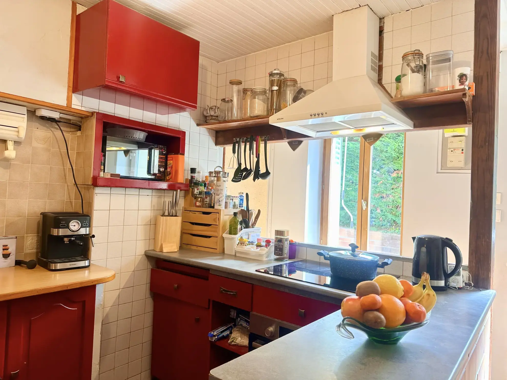 Charmante maison de plain-pied avec terrasse et grand terrain à Lapalisse 