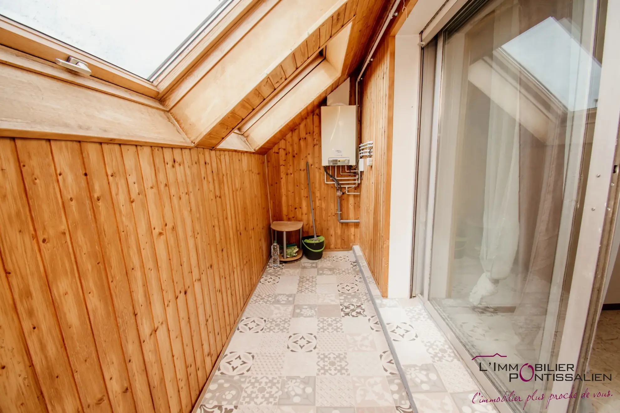 Appartement duplex 2 pièces avec loggia et cave à Pontarlier centre-ville 