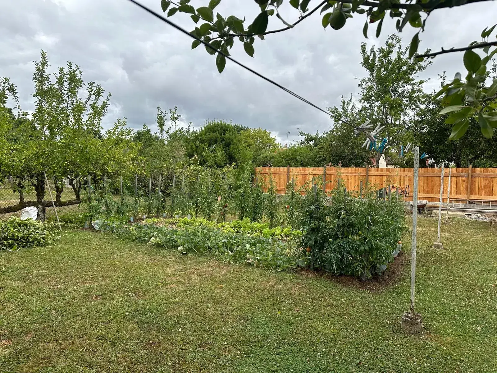 Pavillon avec sous-sol à Cercy la Tour, 3 chambres, terrain clos 