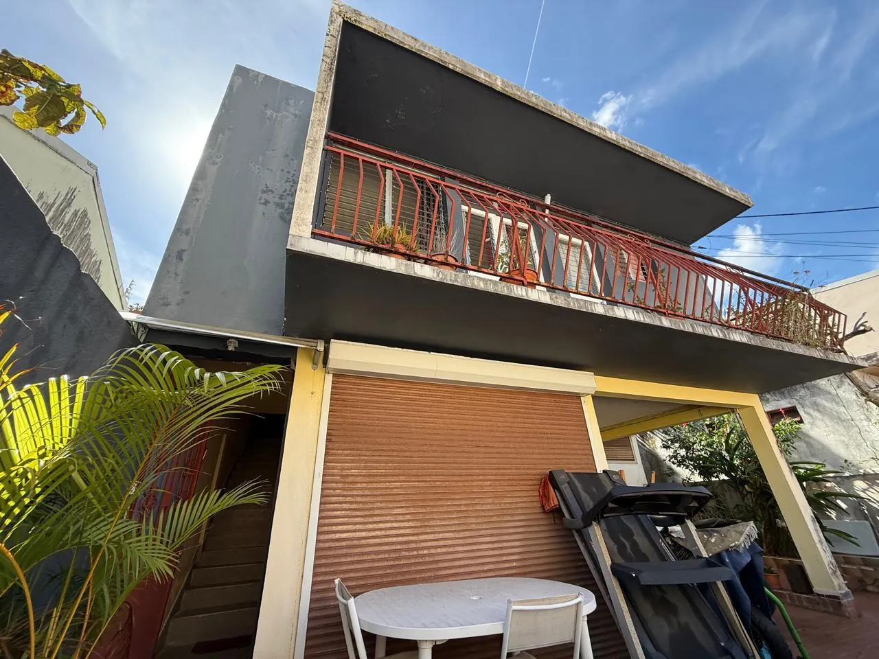 Maison à Fort-de-France Sainte-Thérèse avec potentiel locatif et division possible 