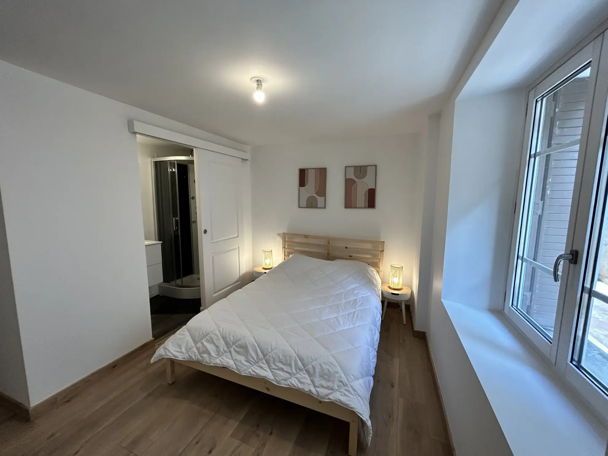 Immeuble de rapport rénové à Labruguière avec 3 appartements meublés et rendement locatif optimal 