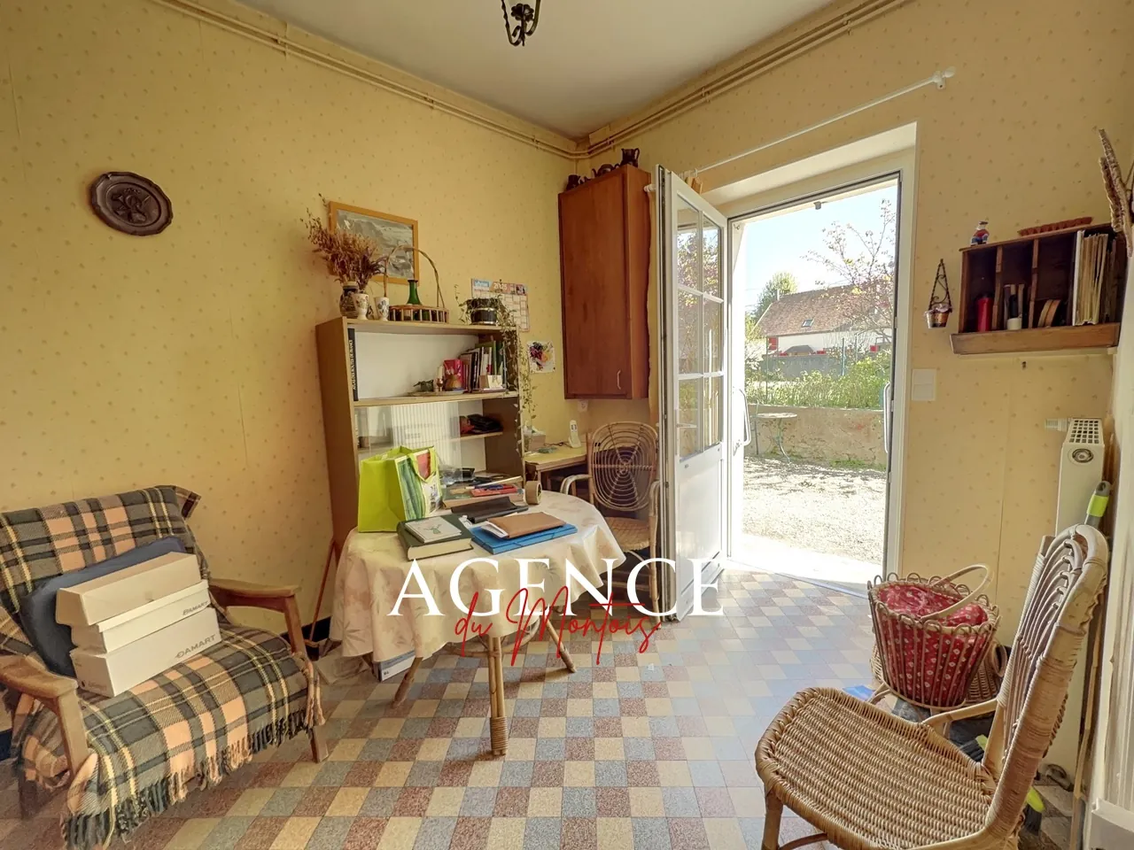 Maison de village à rénover avec dépendances à Donnemarie-Dontilly 