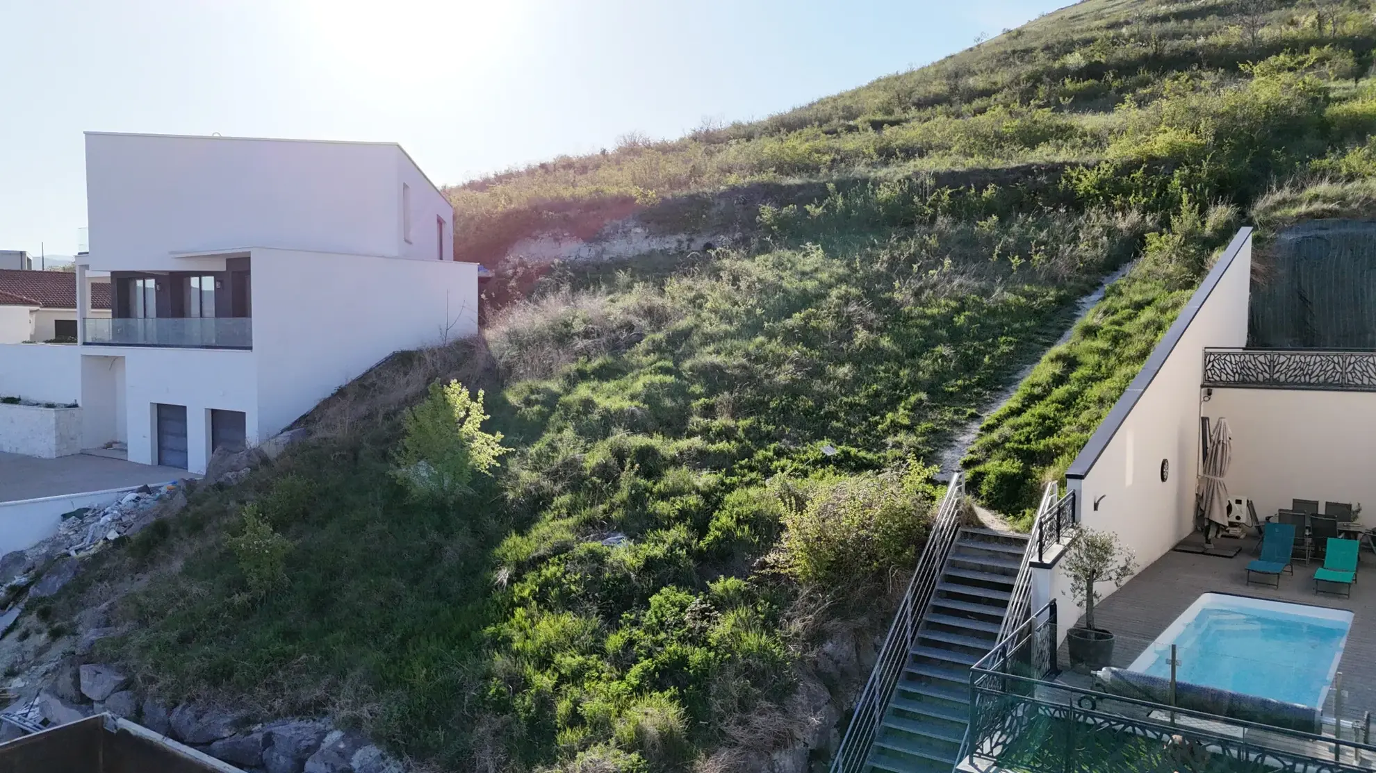 Terrain constructible de 700m² à Clermont-Ferrand avec vue imprenable 