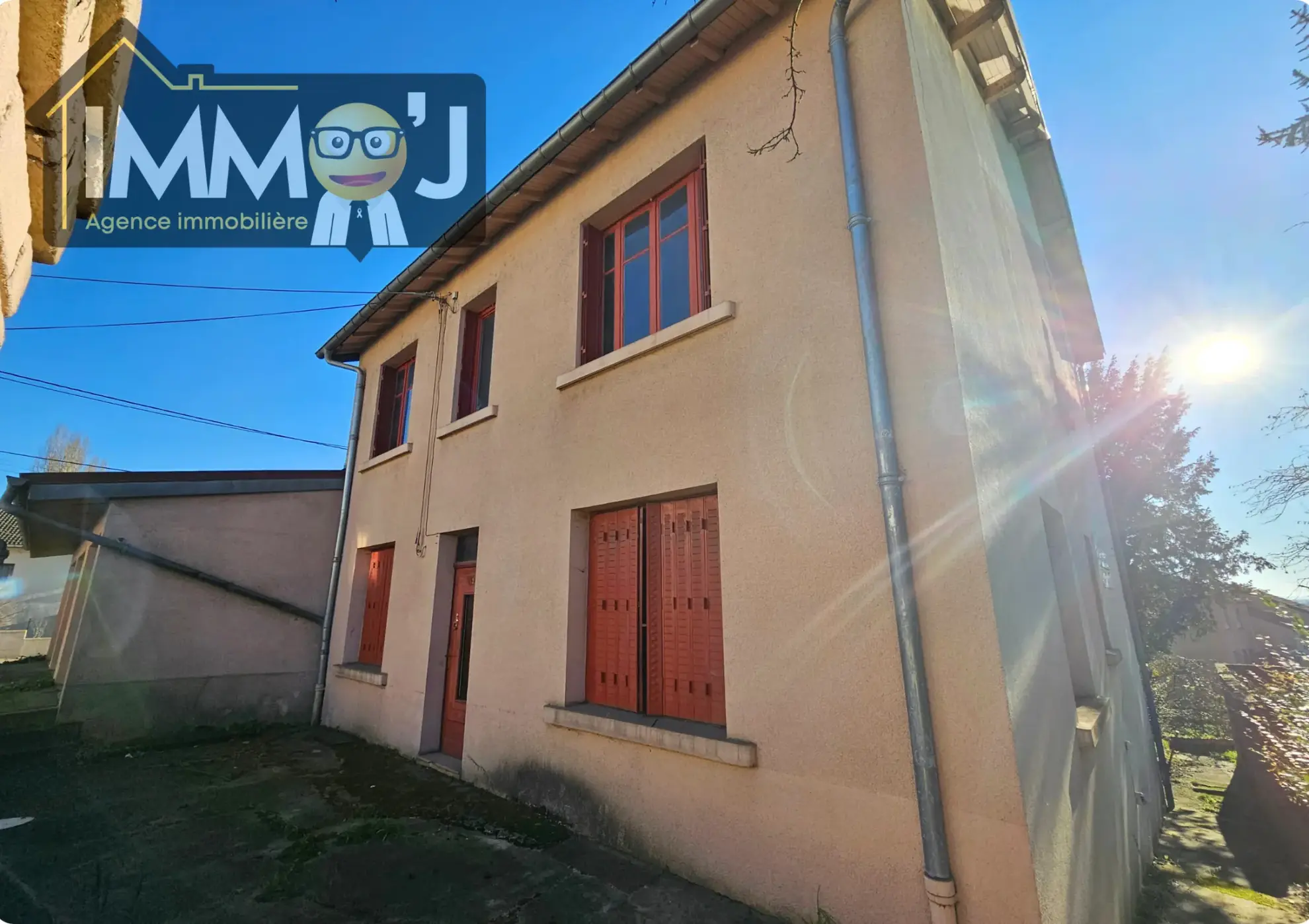 Maison à fort potentiel sur Neuves-Maisons avec grand jardin et garage