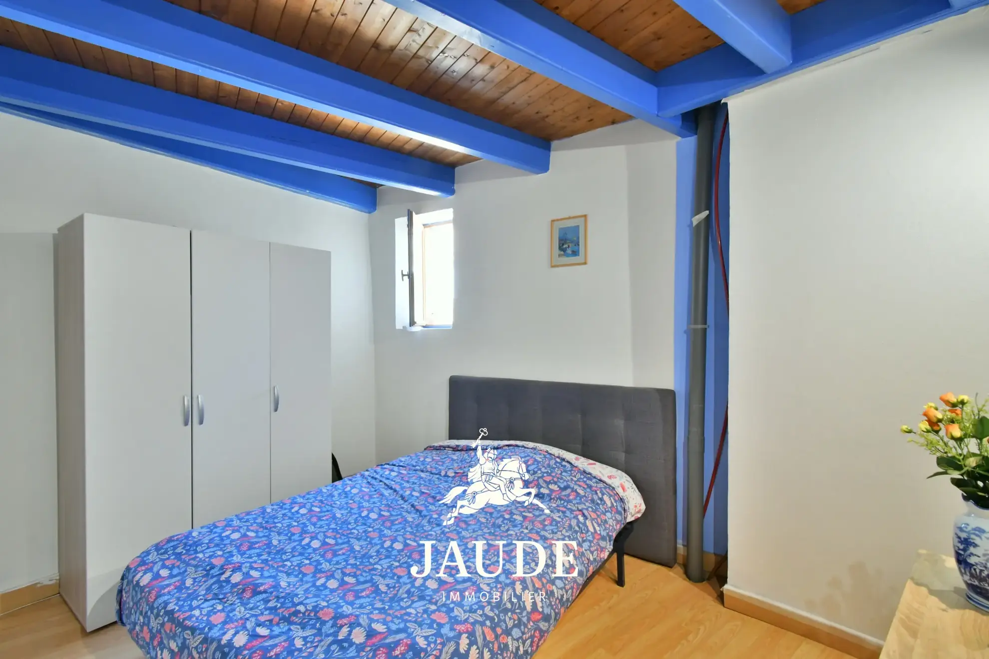 Maison de bourg à Ceyrat avec garage, cave et travaux de rénovation 