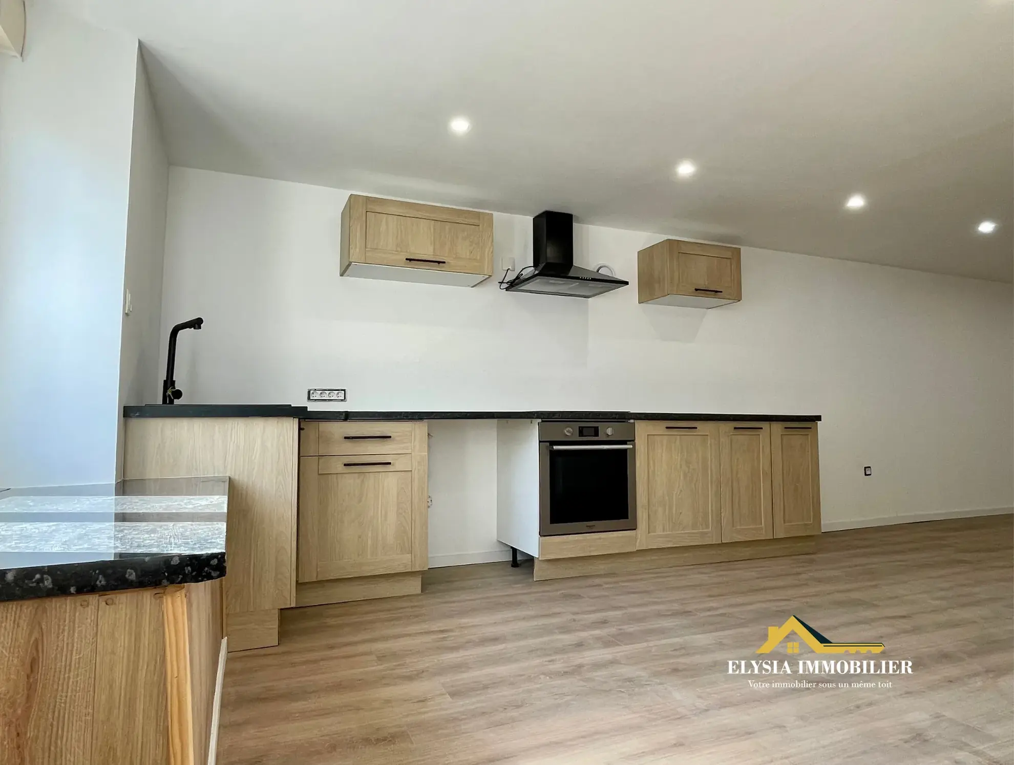 Maison de ville rénovée avec 4 chambres à Commercy, 127 m² 