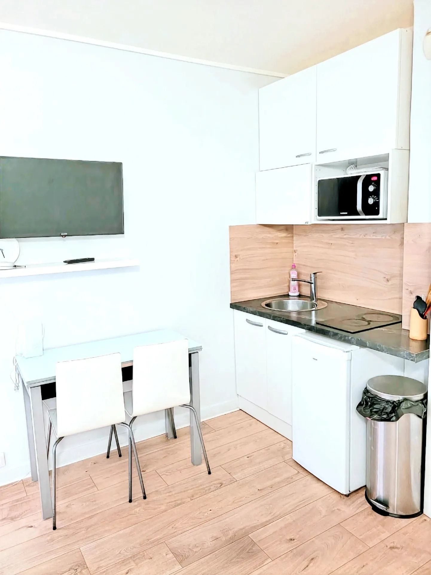 Studio à vendre au Plessis-Robinson, 15 m², dernier étage, sans vis-à-vis 