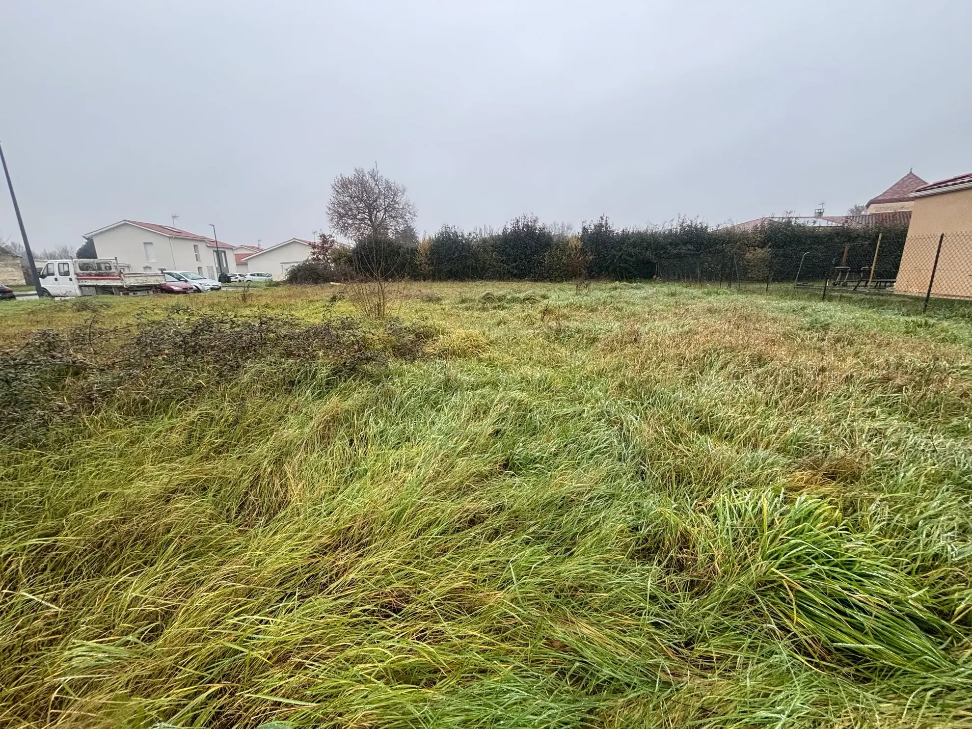 Terrain à bâtir à Estillac de 631 m² idéal pour construire votre maison 