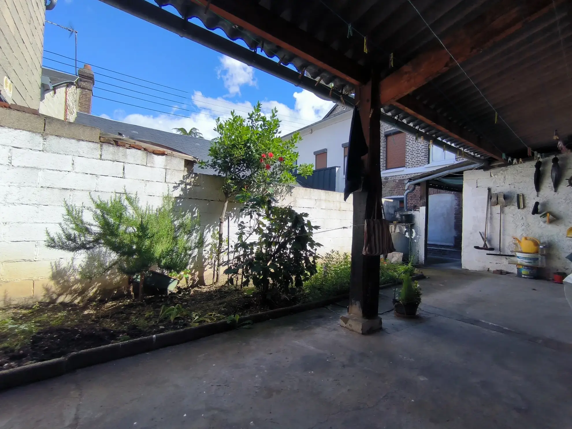 À vendre maison de 90 m² avec 6 pièces à Caudebec-lès-Elbeuf 