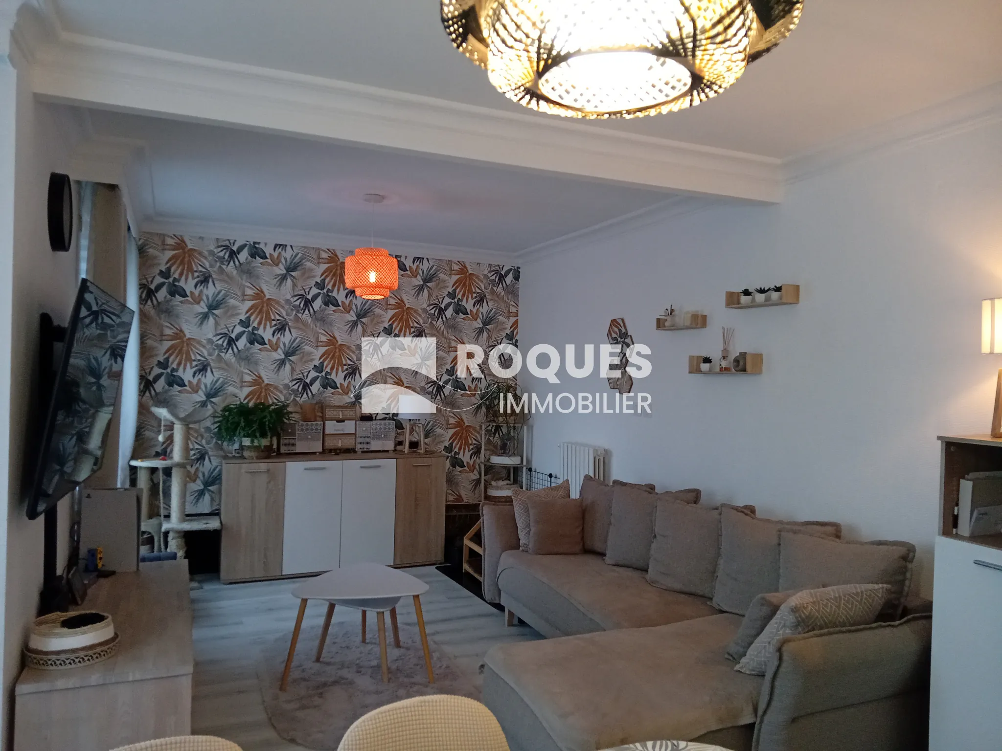 Appartement T4 rénové à Millau avec balcon, cave et stationnement