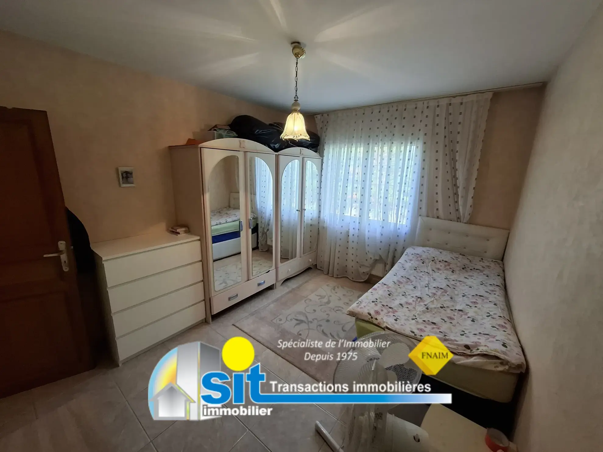 Belle maison familiale de 136 m² à Chanas avec garage et vue sur le Pilat 