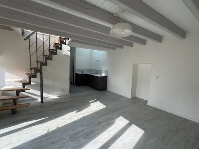 Maison en pierres avec appartement locatif à Mareuil sur Lay – 92 m² 