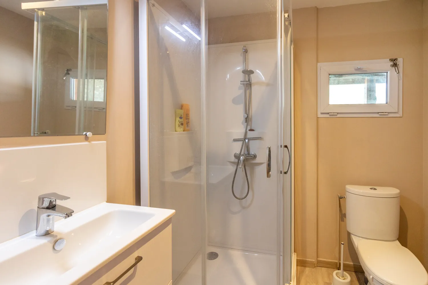 Maison 6 chambres avec piscine et grand terrain à Saintes, Chaniers 