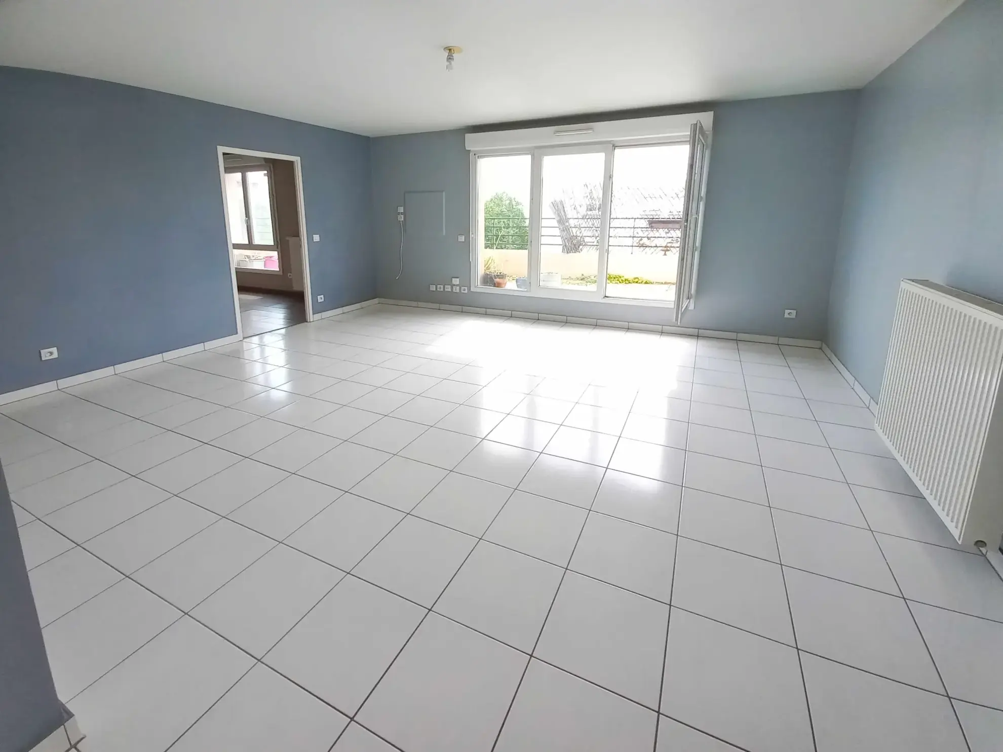 Appartement récent avec terrasse à Créteil Pointe du Lac - Dernier étage 