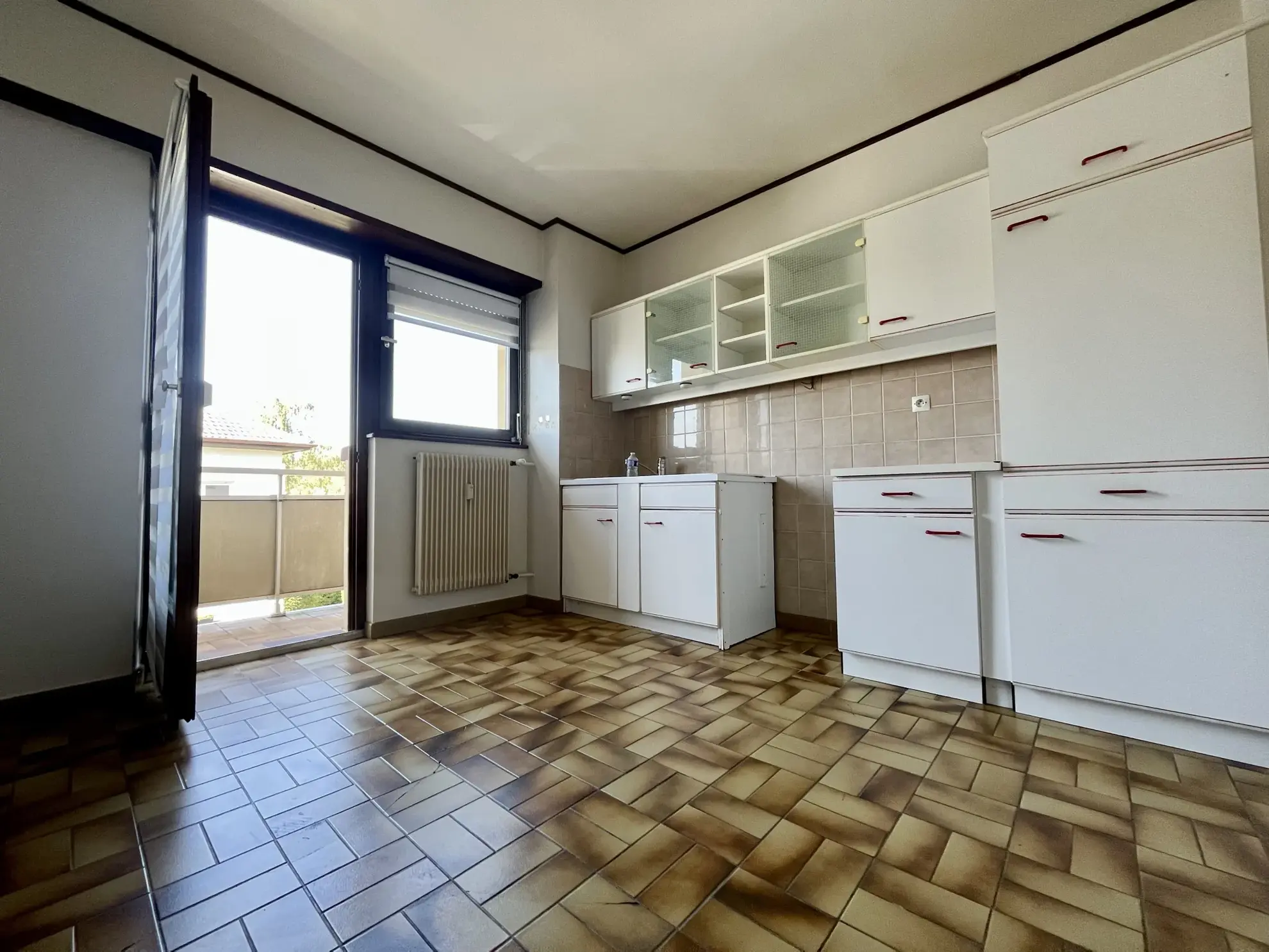 Appartement à vendre de 80 m² à Sarre-Union avec garage et balcon 