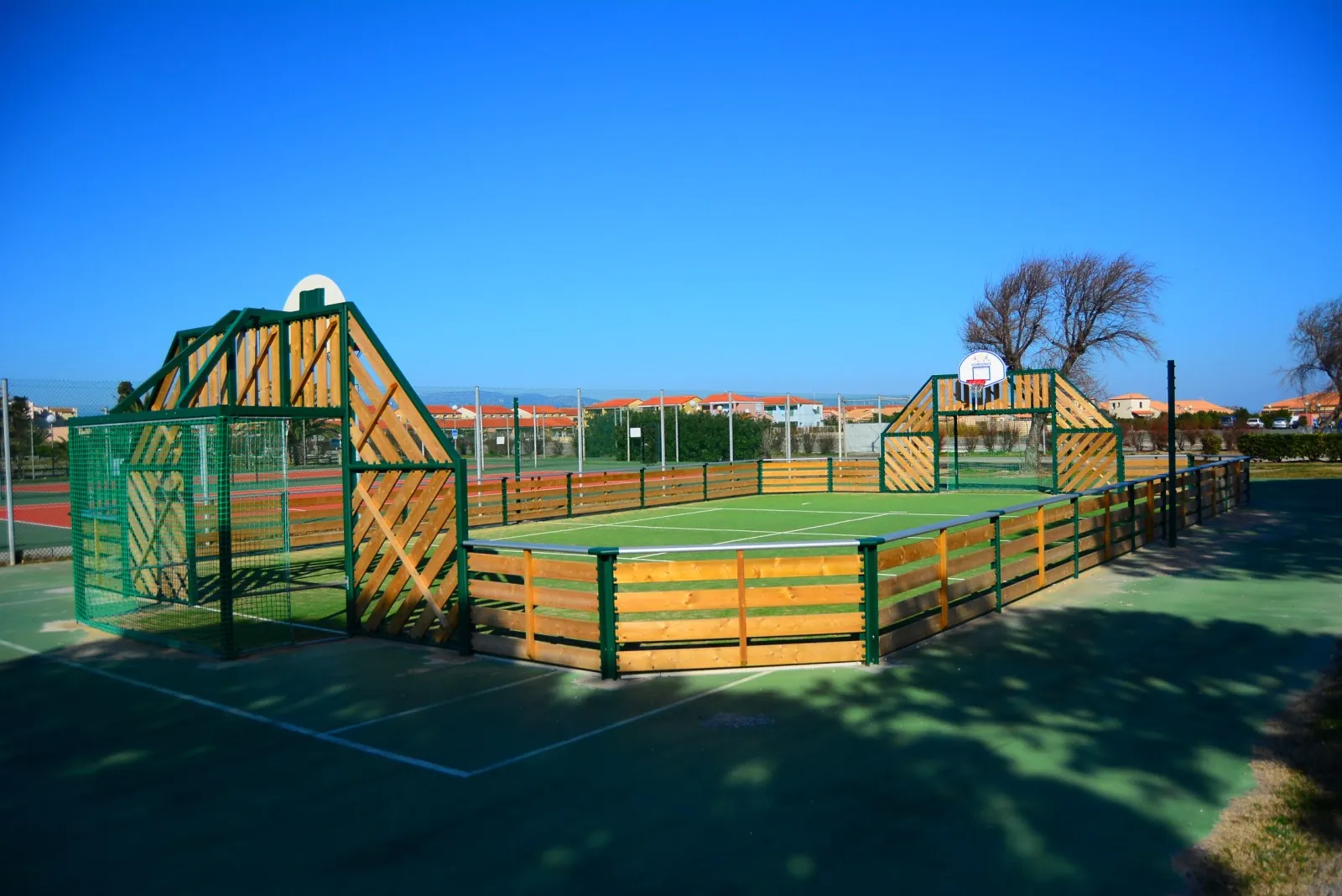 Appartement duplex rénové avec vue sur port et Pyrénées à Barcares 