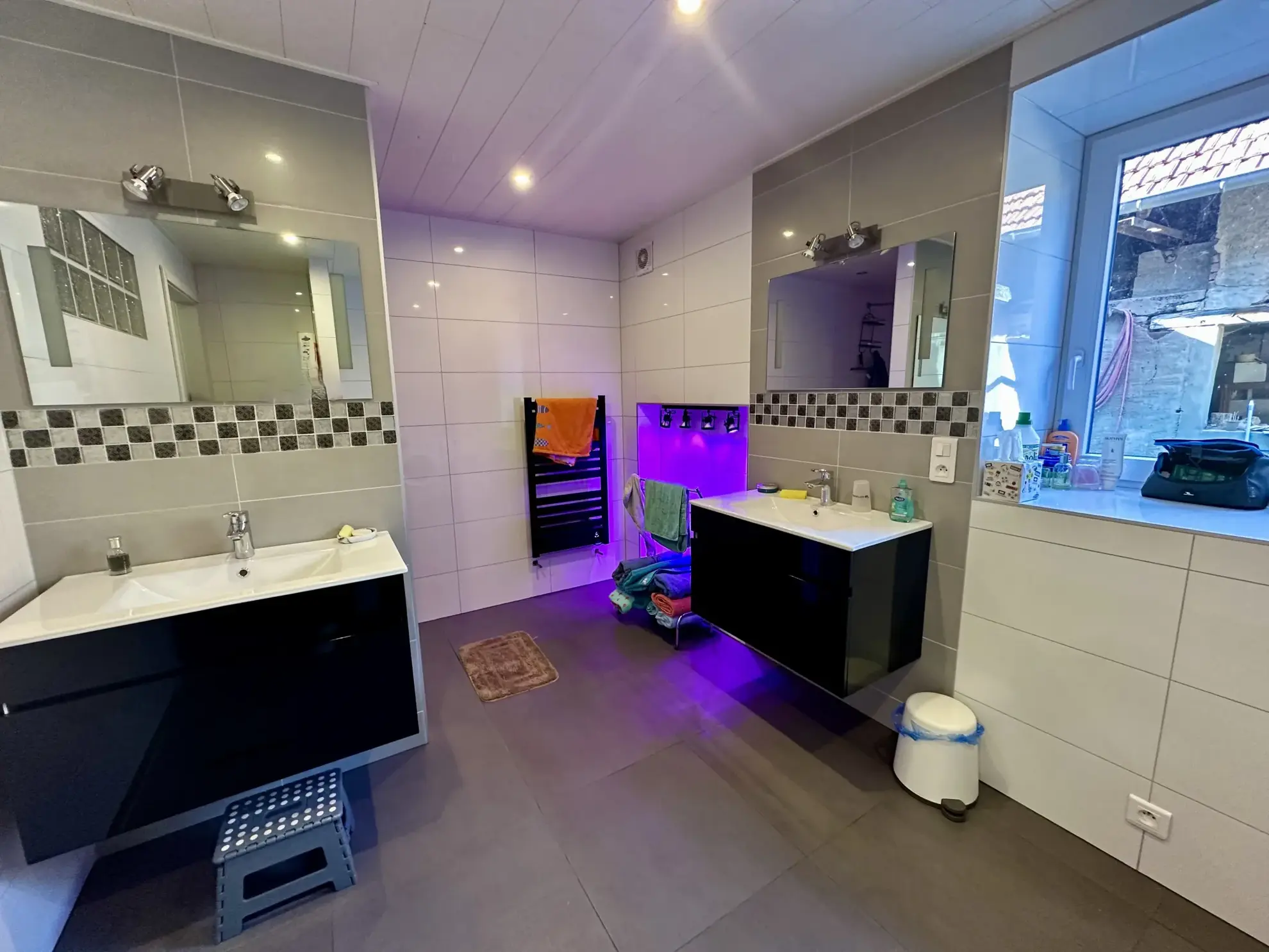 Maison de village à Wolfskirchen de 156 m² avec terrain et dépendances à rénover 