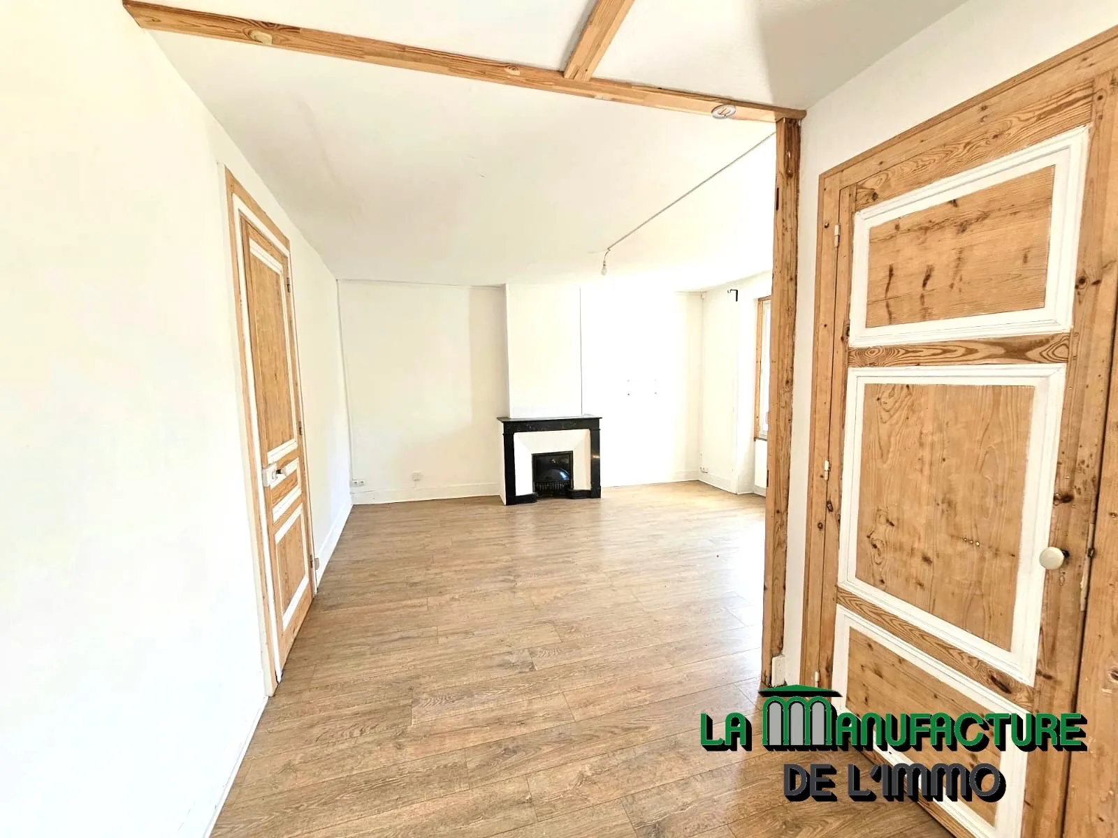 Appartement F3 rénové avec jardin privatif à Unieux - Investissement ou résidence principale 