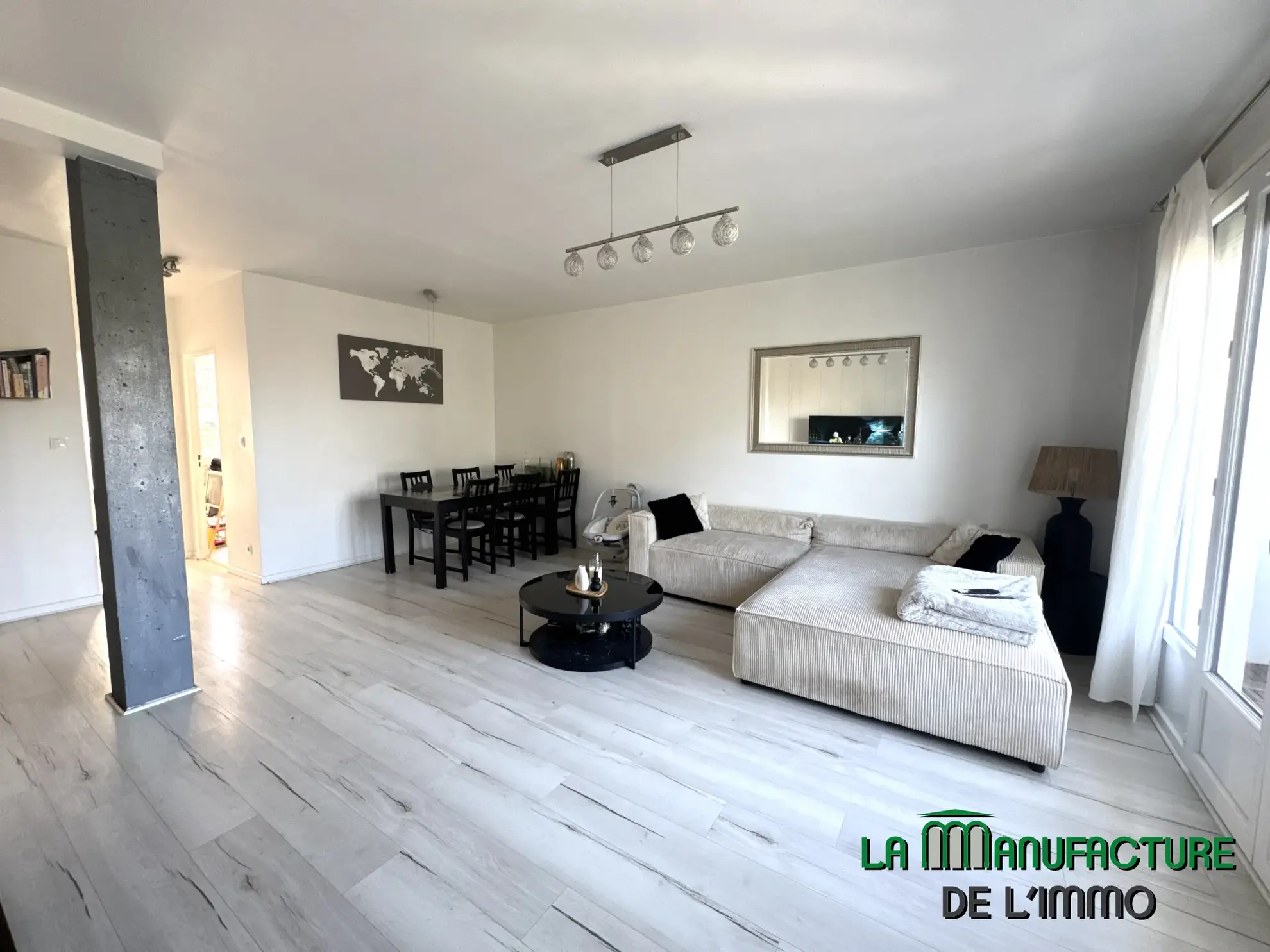 Appartement F3 avec balcon et cave à Saint-Étienne - Portail Rouge 