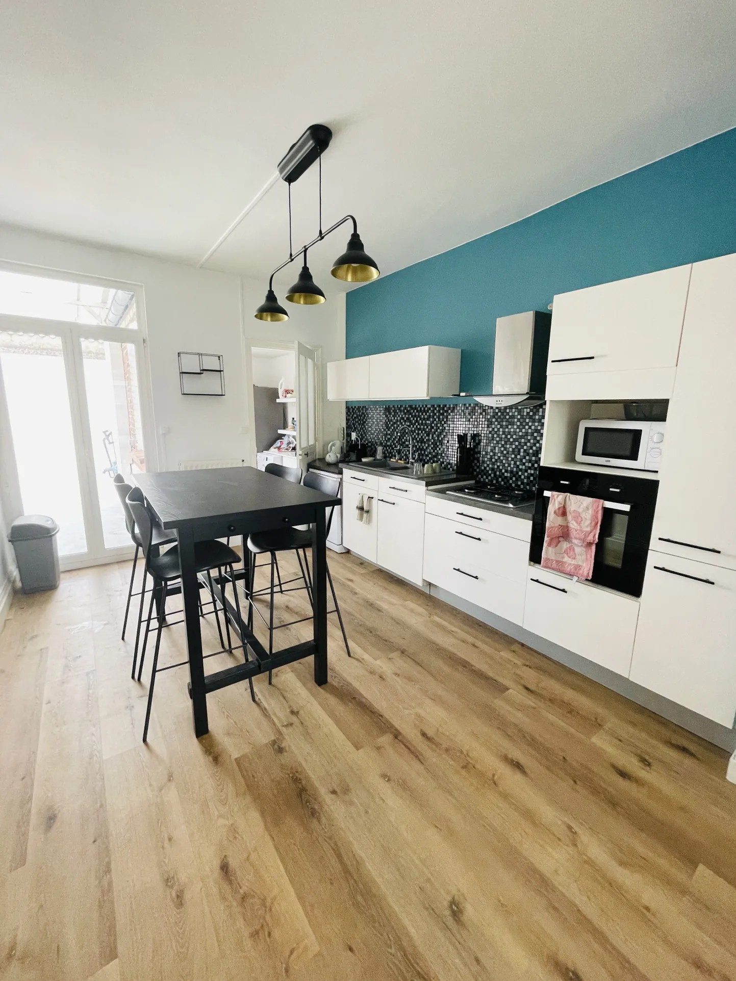 Maison mitoyenne à vendre à Saint Quentin, 90m², cour privée – Idéal premier achat
