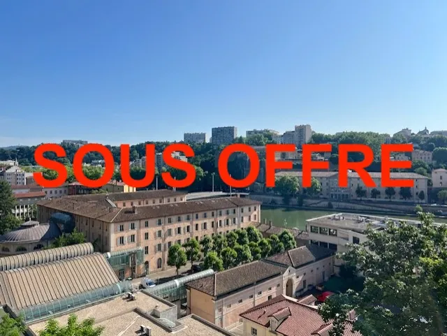 Appartement T3 lumineux avec vue panoramique à Lyon 9, proche de la Saône