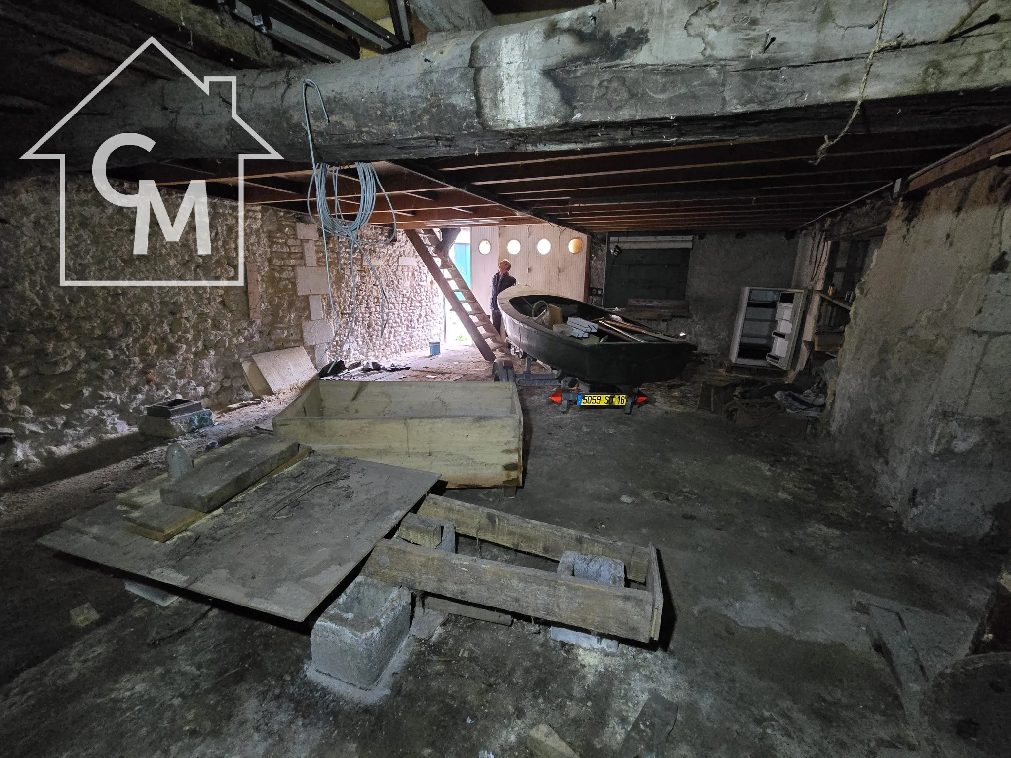 Maison à Cognac avec jardin clôturé et garage – Quartier Saint Martin 