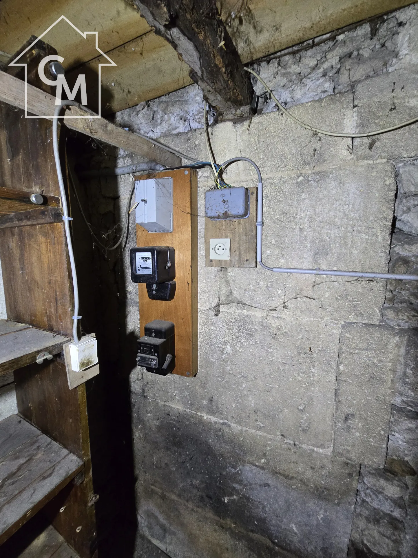 Maison à Cognac avec jardin clôturé et garage – Quartier Saint Martin 