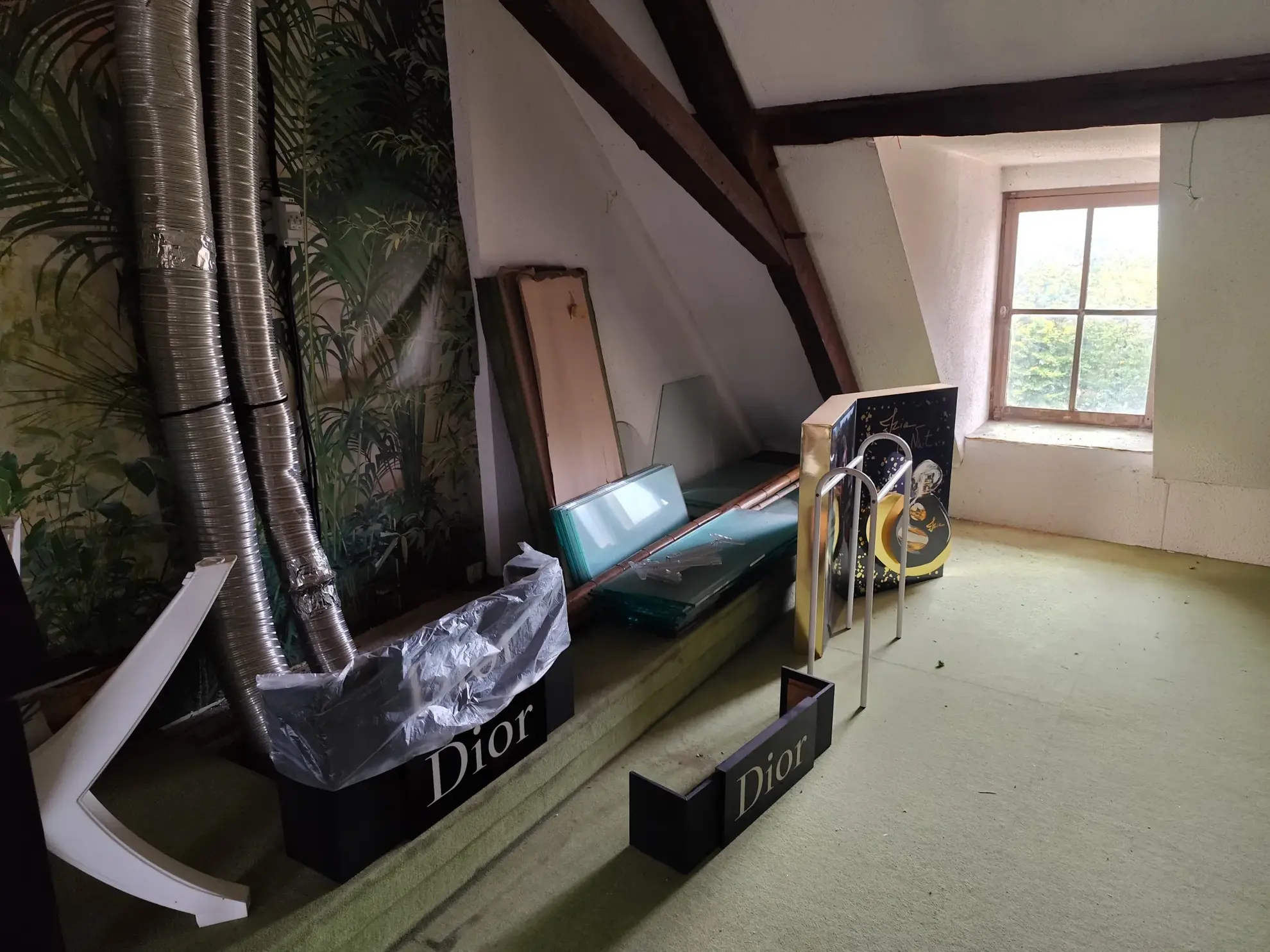 Immeuble à Sablé-sur-Sarthe avec plus de 100 m2, emplacement central 