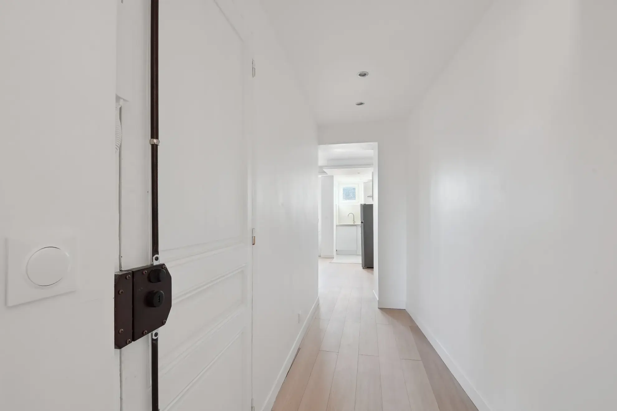 Appartement 2 pièces rénové de 35 m² à Arpajon, centre-ville 