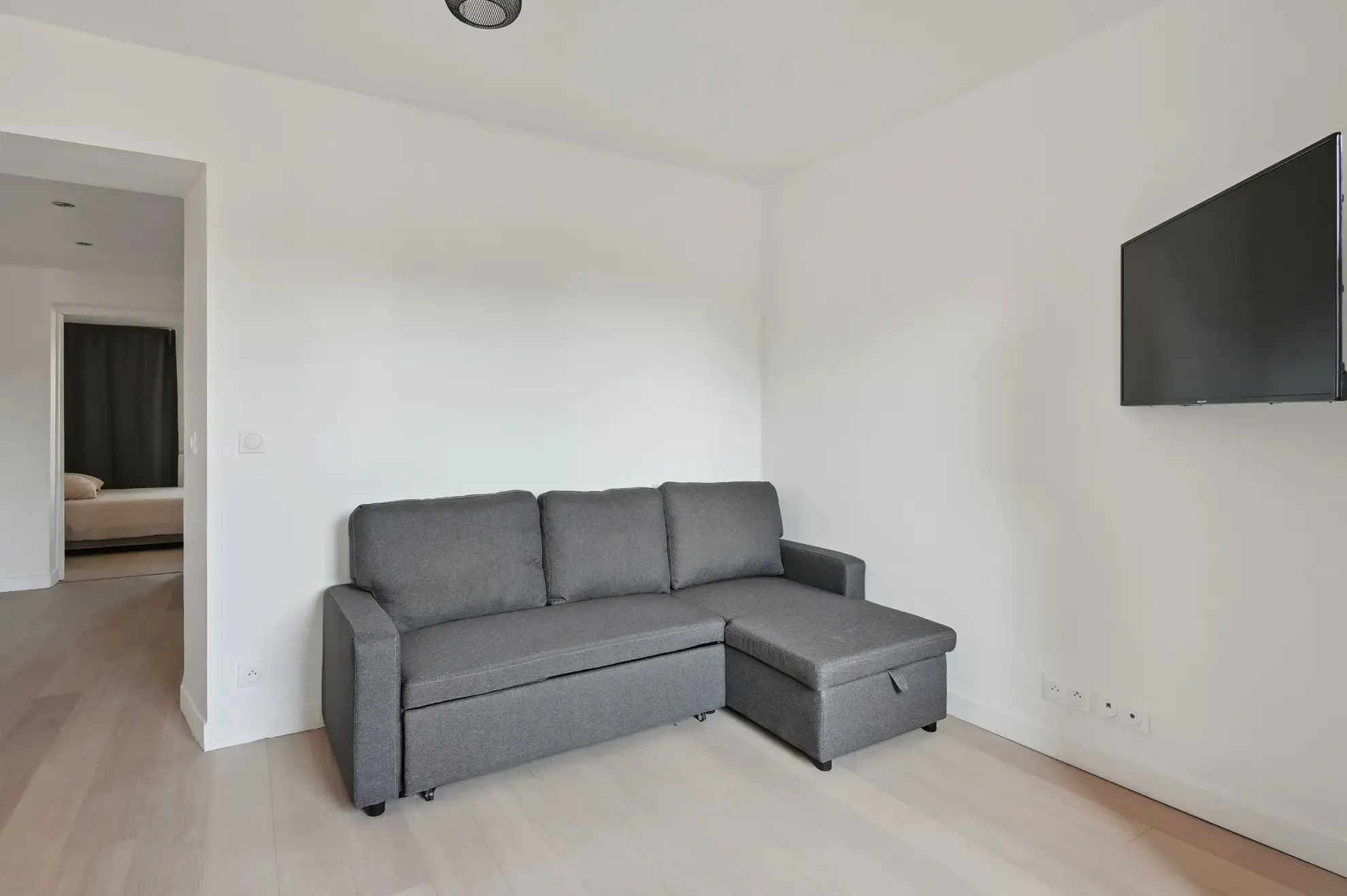 Appartement 2 pièces rénové de 35 m² à Arpajon, centre-ville 