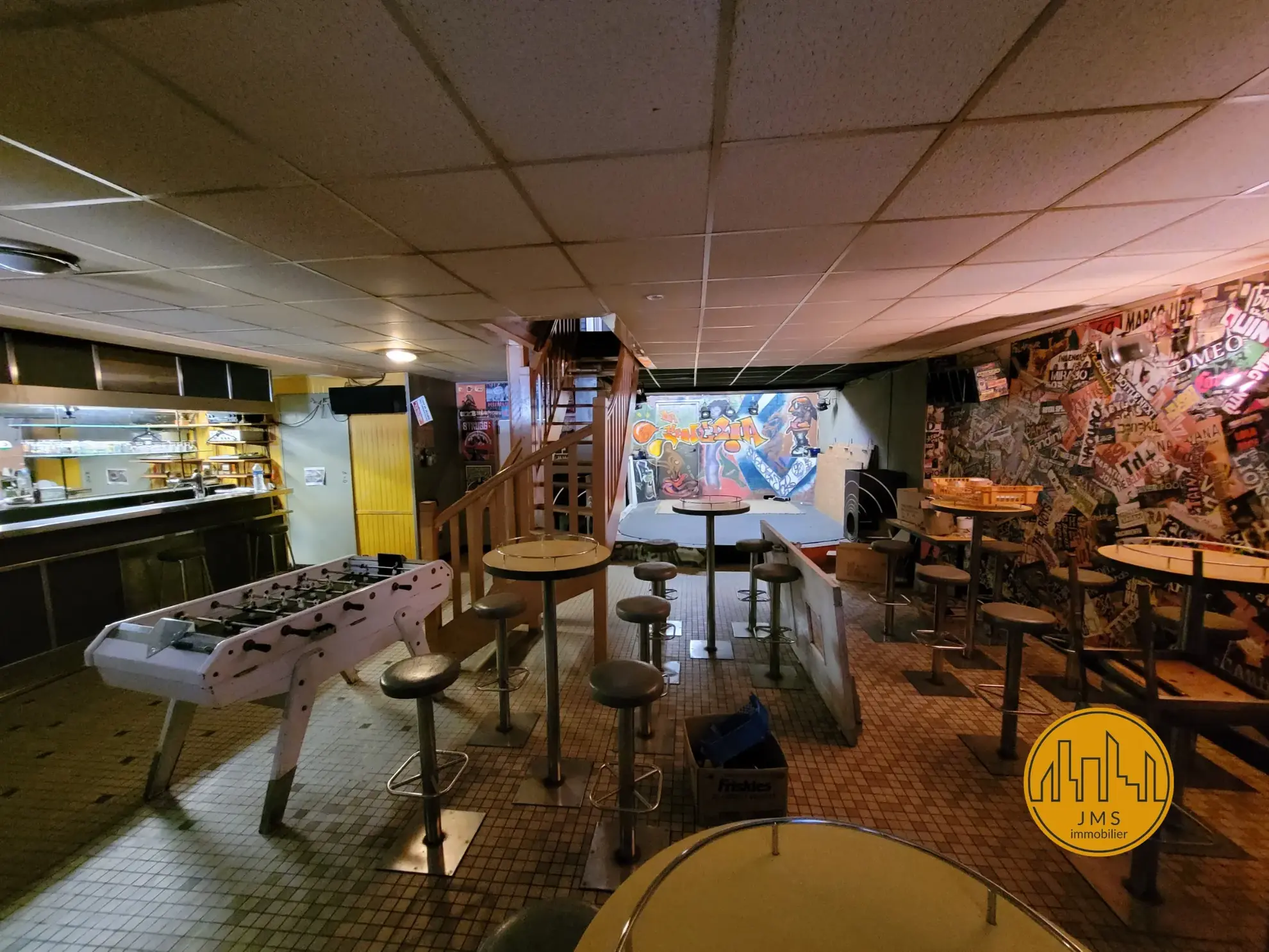 Ensemble Immobilier à Rénover avec Grand Potentiel à Saint-Pourçain-sur-Sioule 