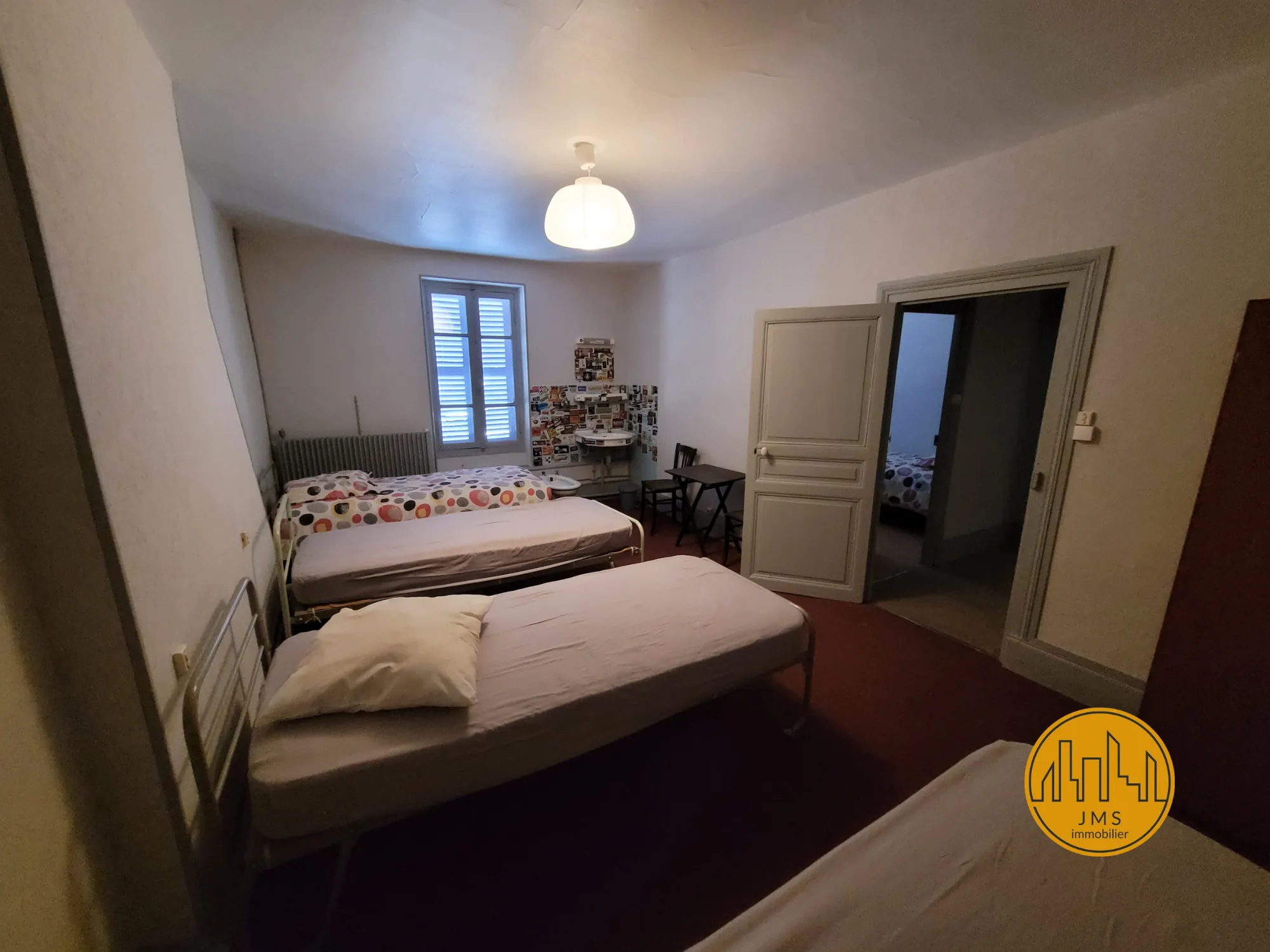 Ensemble Immobilier à Rénover avec Grand Potentiel à Saint-Pourçain-sur-Sioule 